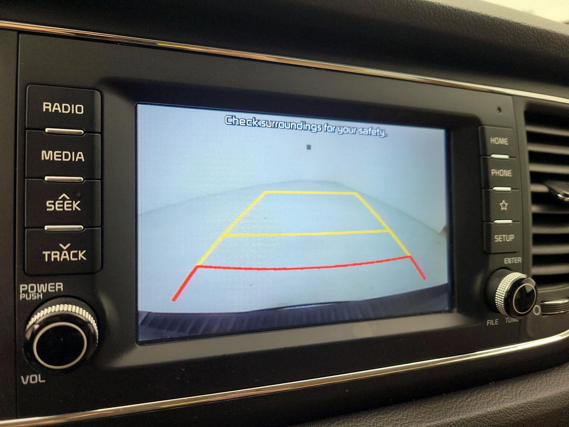 Thumbnail: 2020 Kia Sedona - 14