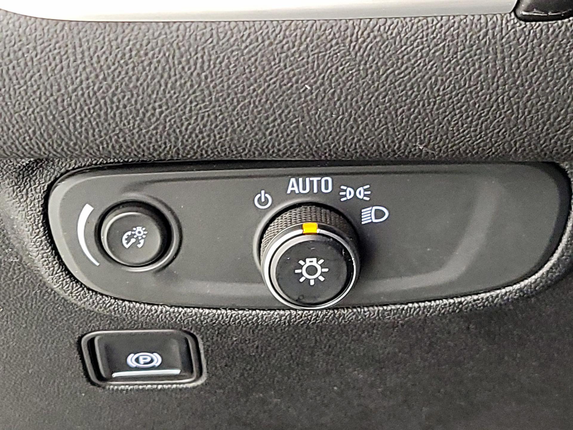 Thumbnail: 2018 GMC Terrain - 13