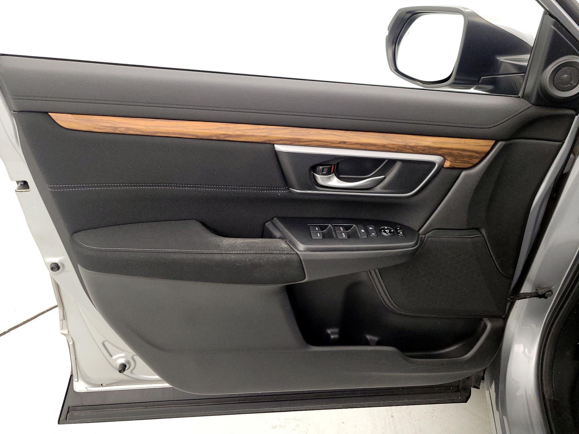 Thumbnail: 2017 Honda CR-V - 12