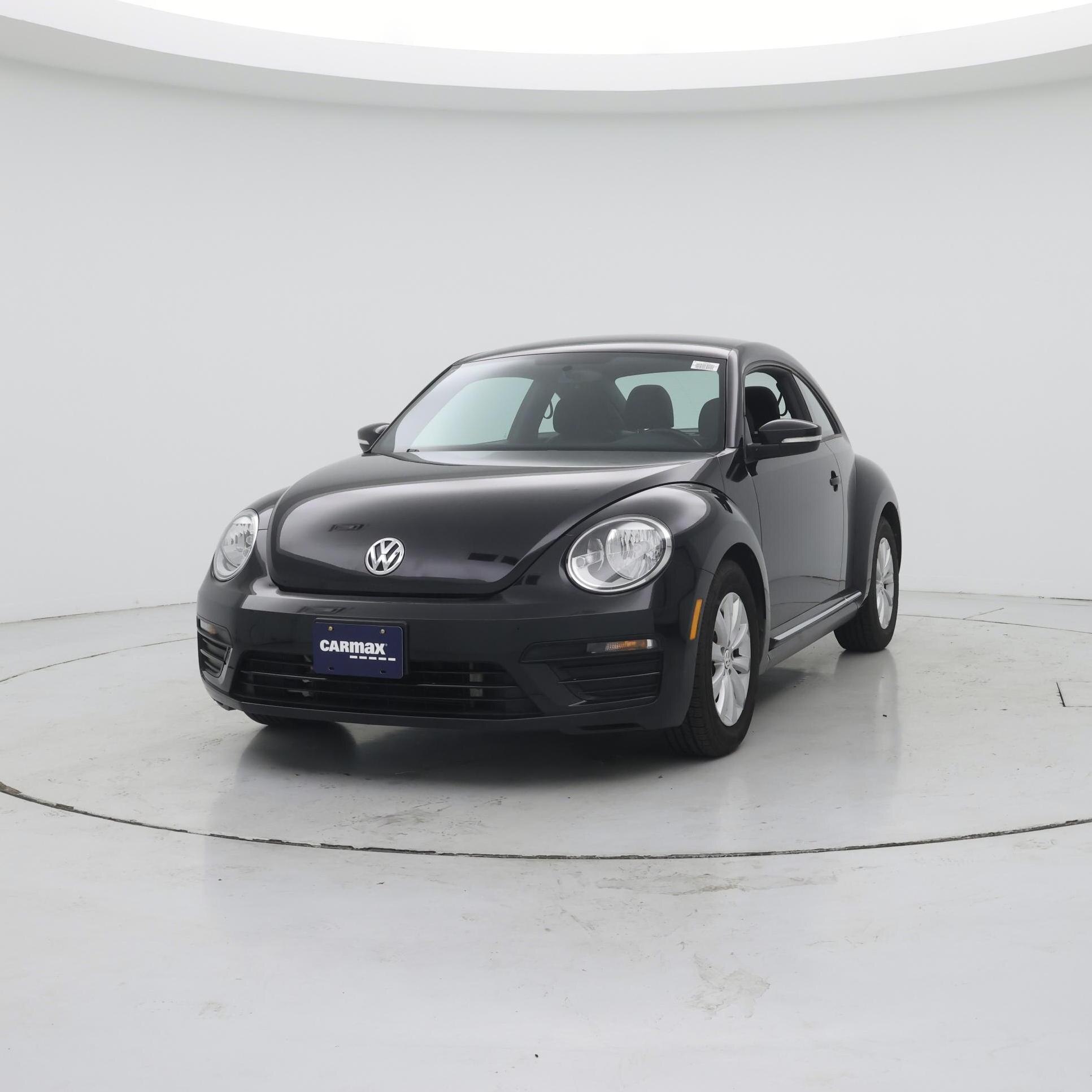 Thumbnail: 2019 Volkswagen Beetle - 4