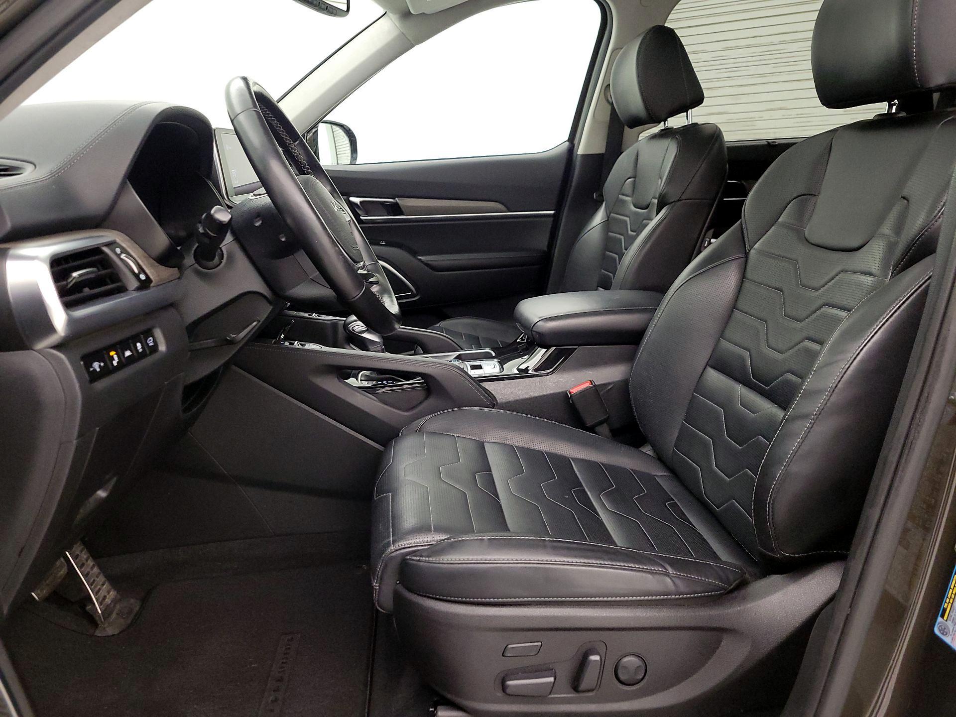 Thumbnail: 2022 Kia Telluride - 11