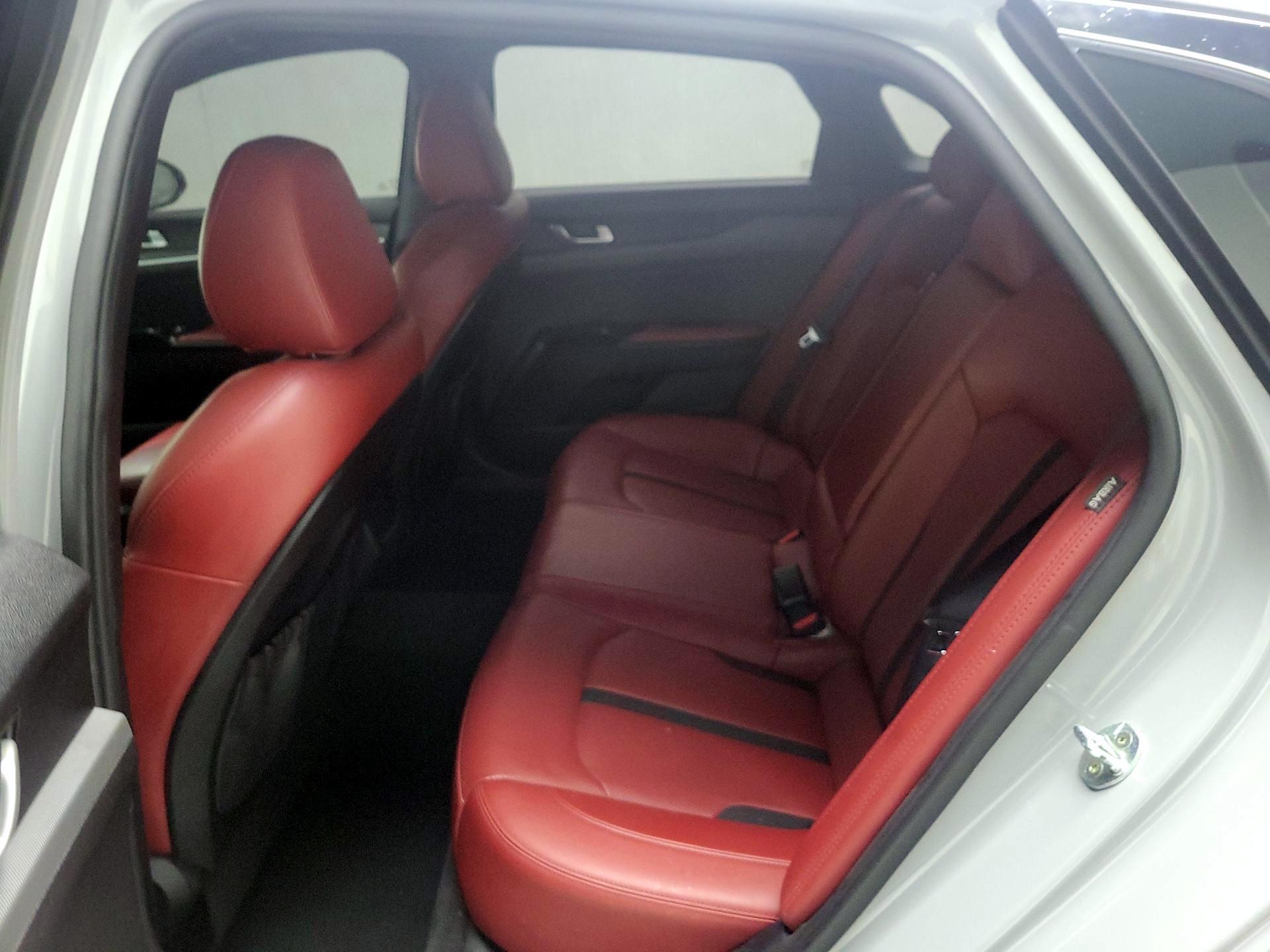 Thumbnail: 2021 Kia K5 - 17