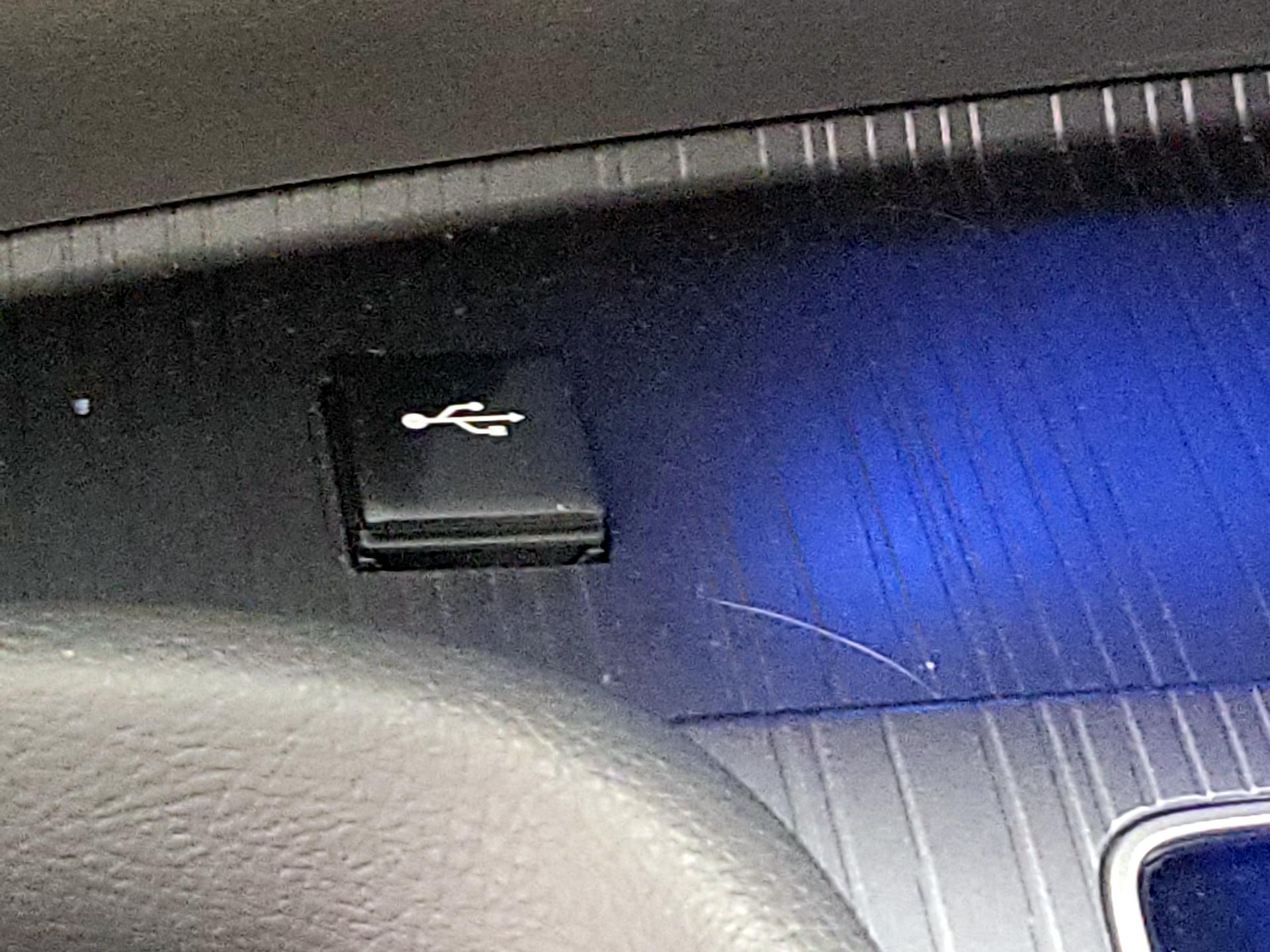 Thumbnail: 2021 Toyota Sienna - 19