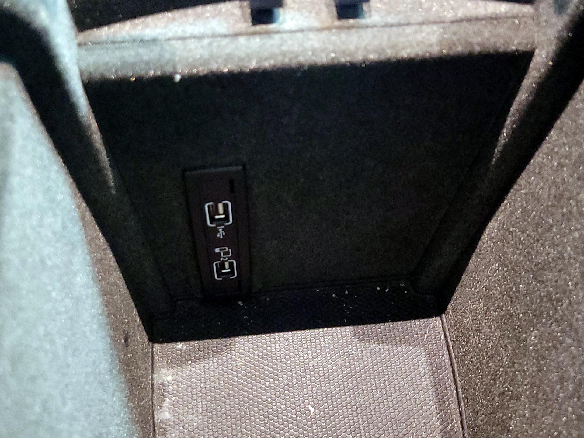 Thumbnail: 2019 Mercedes-Benz GLE - 18