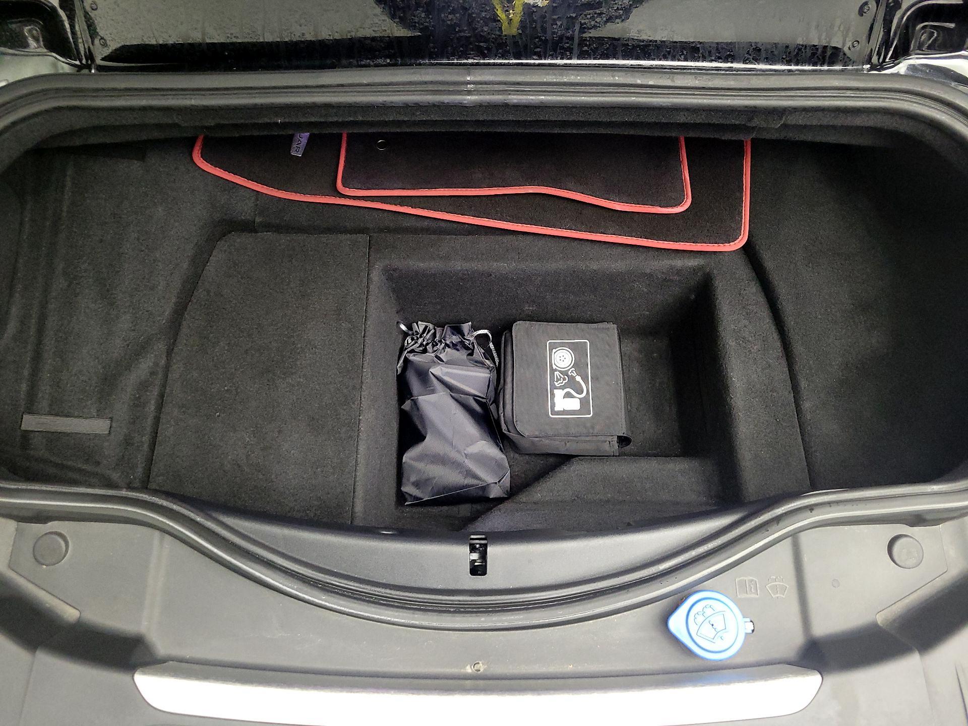 Thumbnail: 2016 Jaguar F-Type - 16