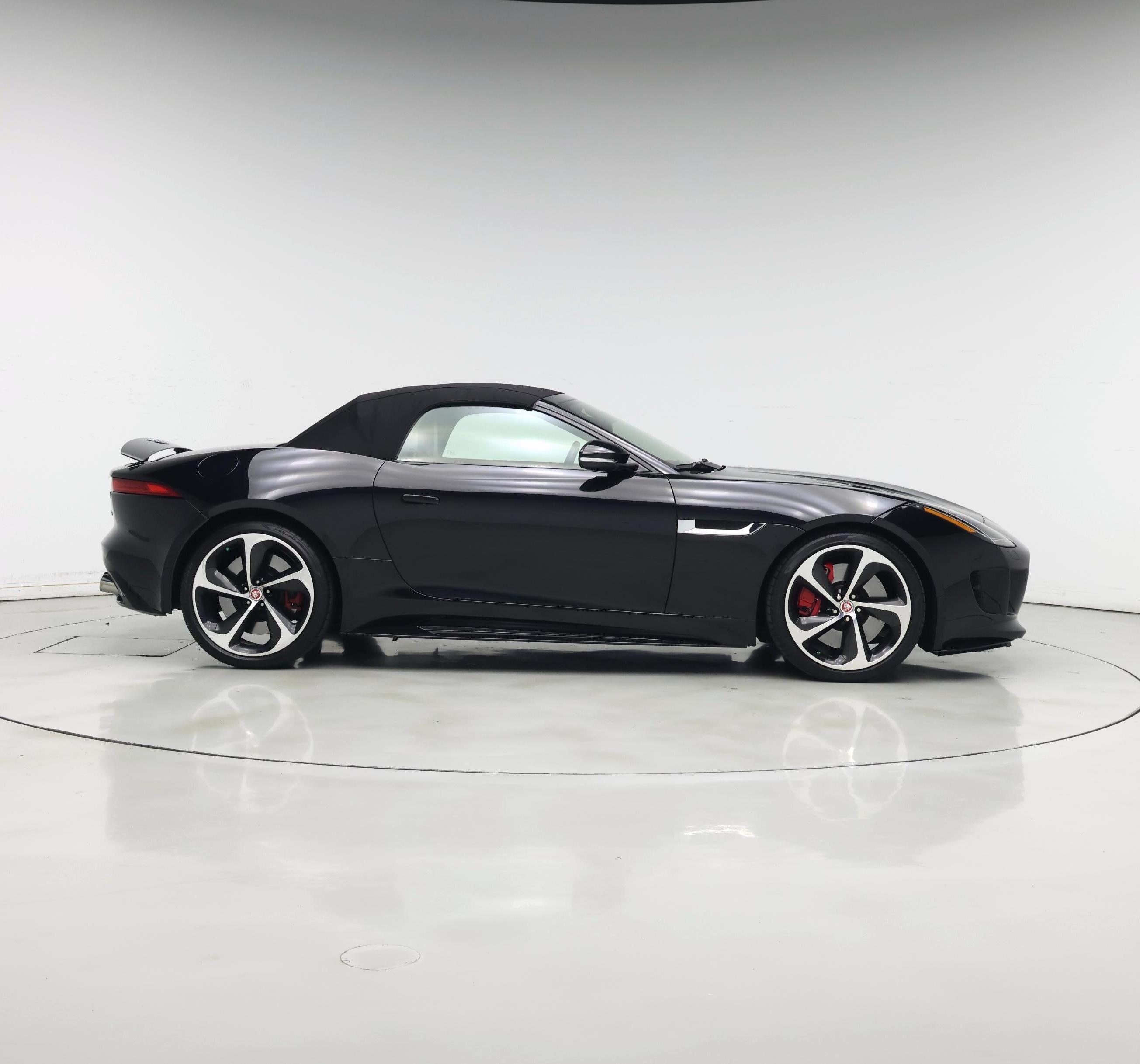 Thumbnail: 2016 Jaguar F-Type - 7