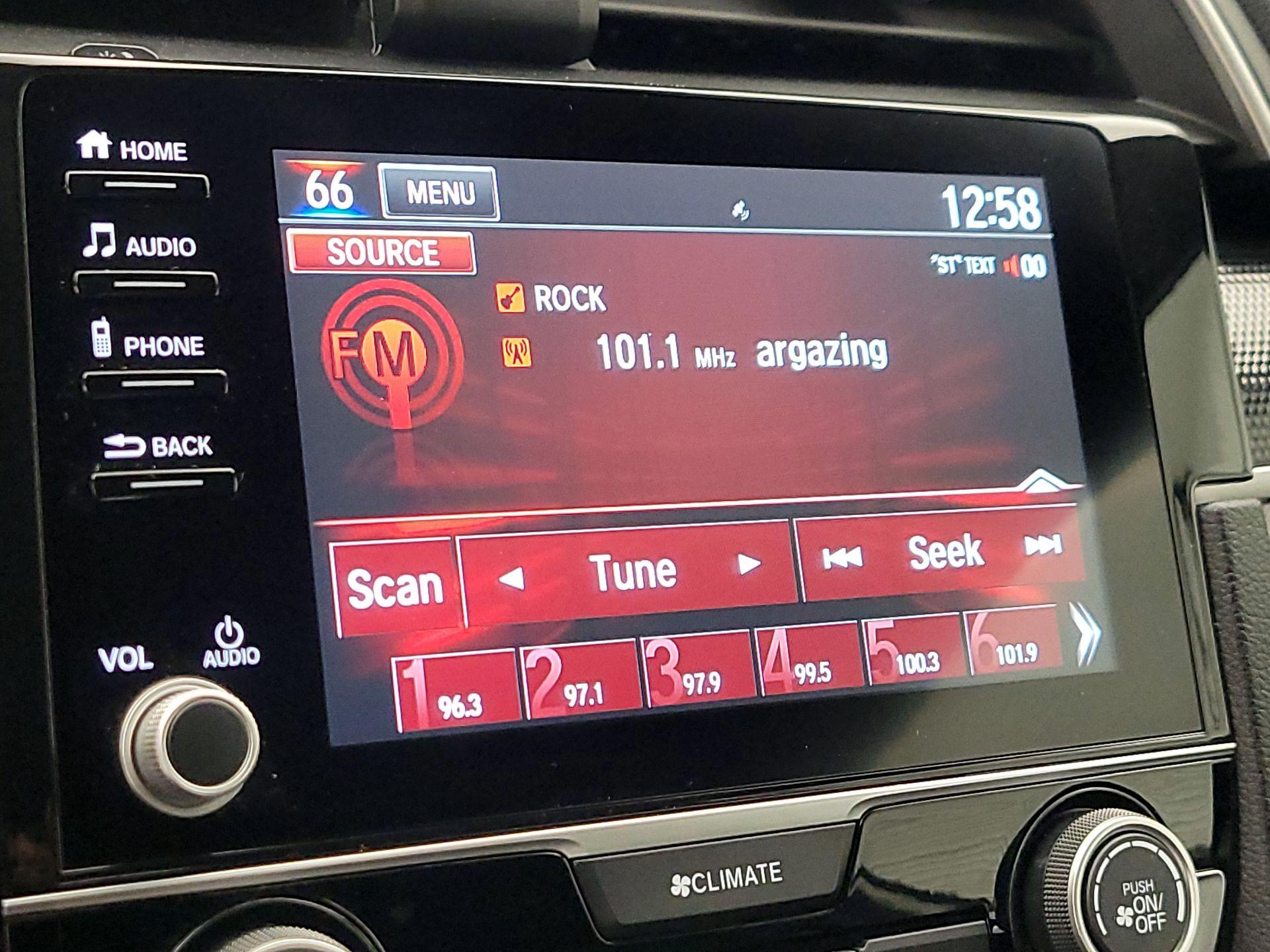 Thumbnail: 2020 Honda Civic - 15