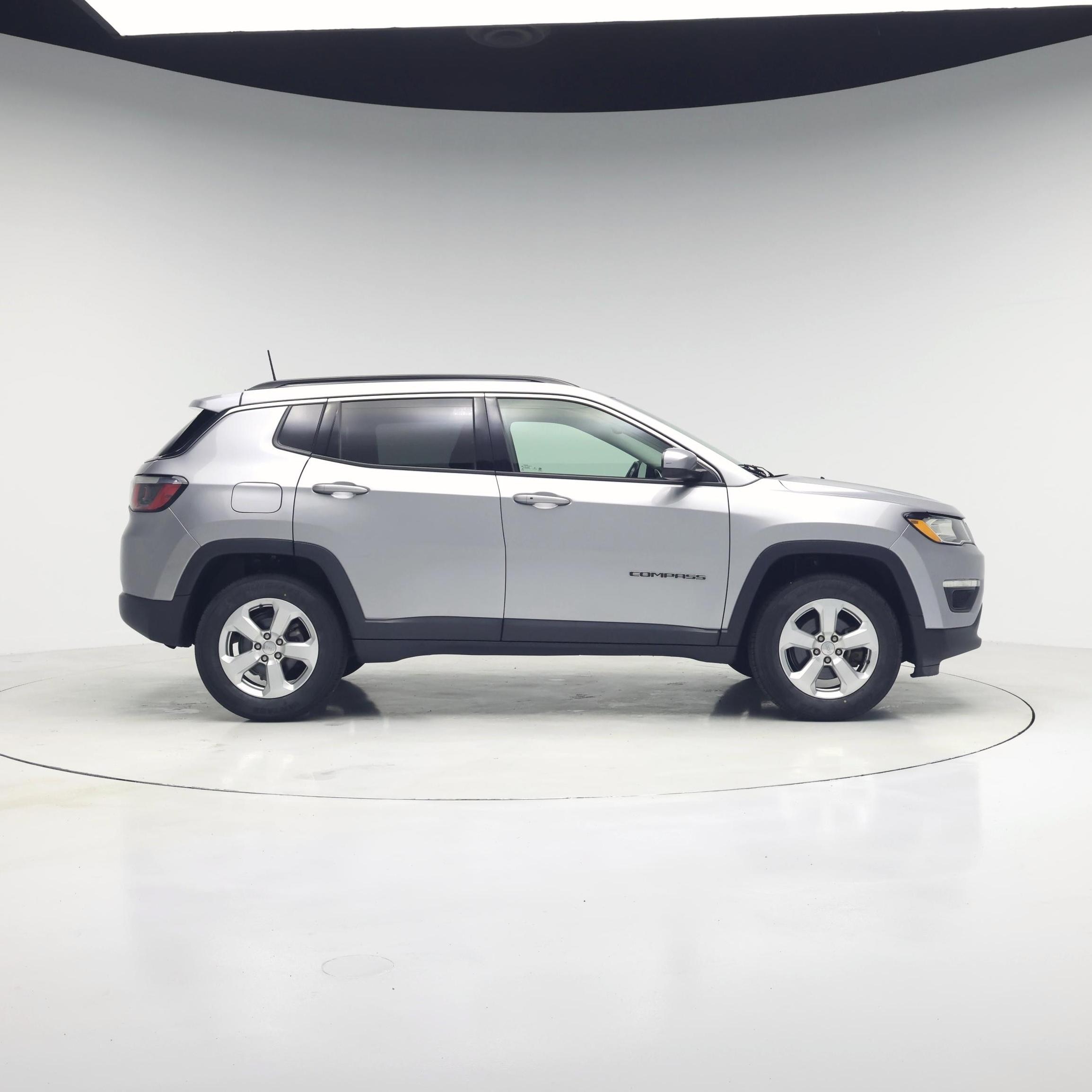 Thumbnail: 2018 Jeep Compass - 7