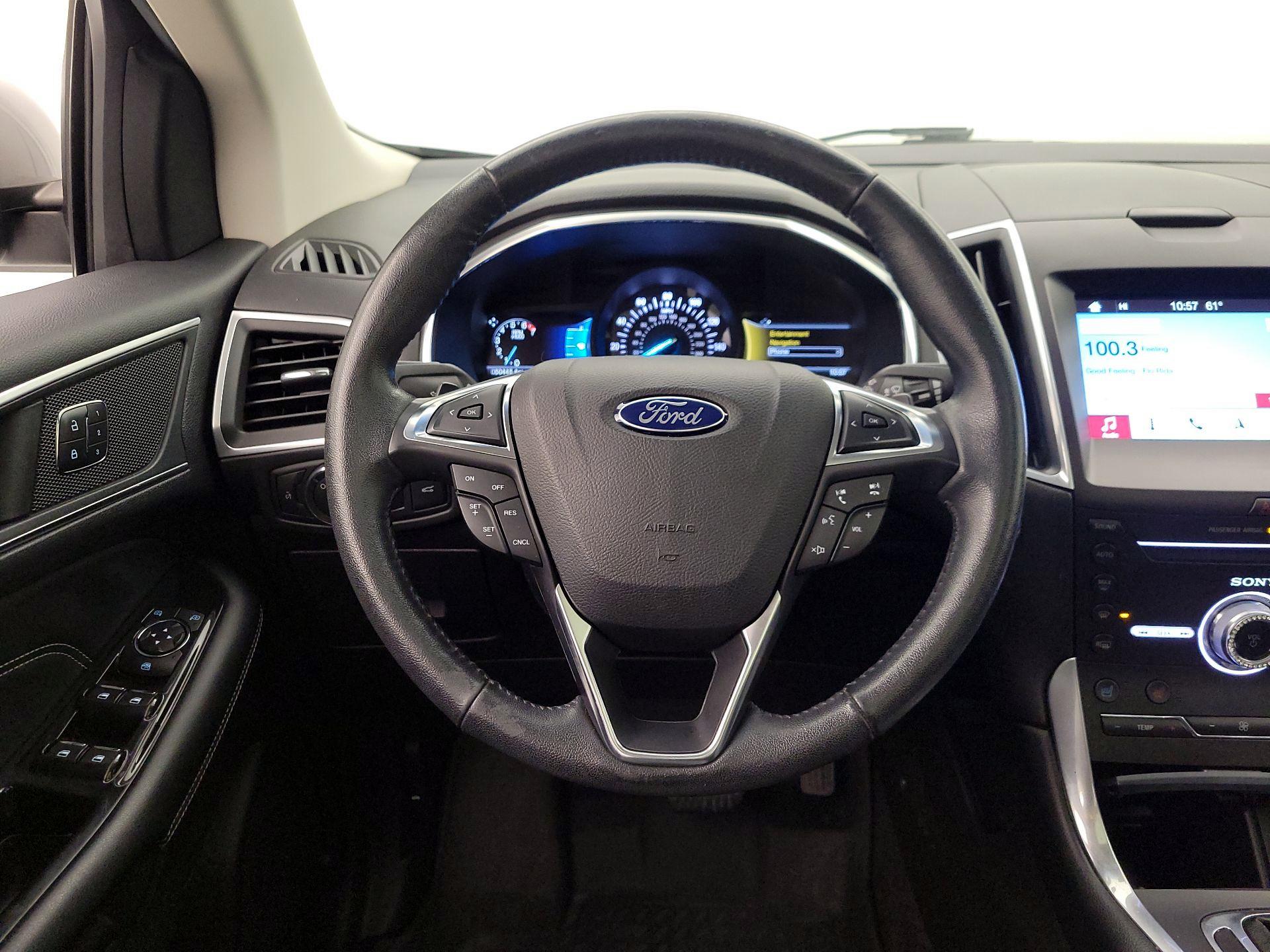 Thumbnail: 2017 Ford Edge - 10