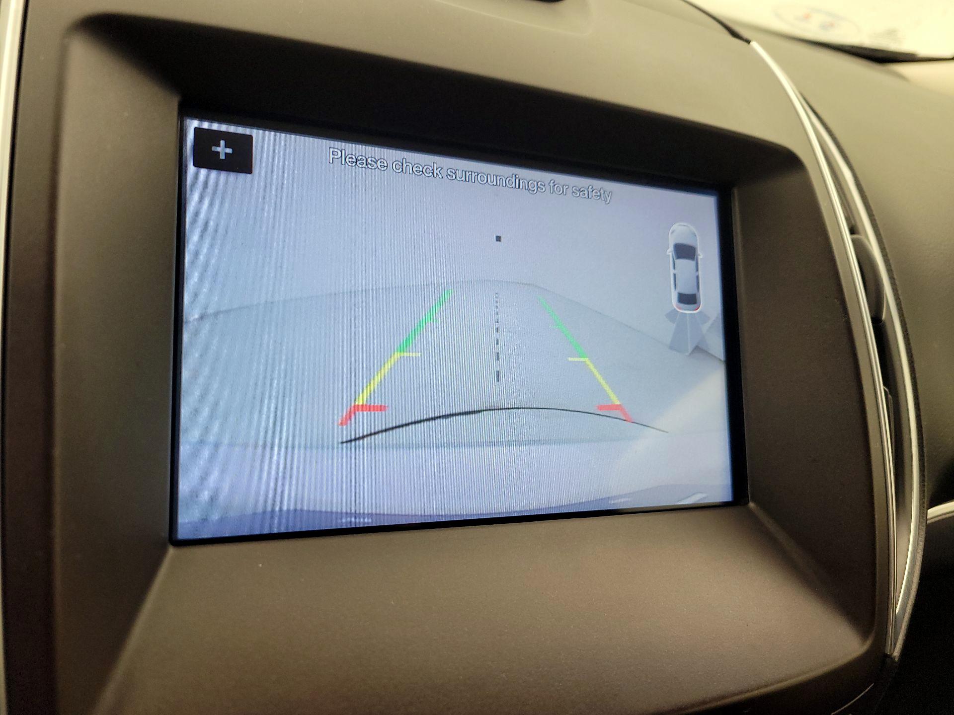 Thumbnail: 2017 Ford Edge - 15