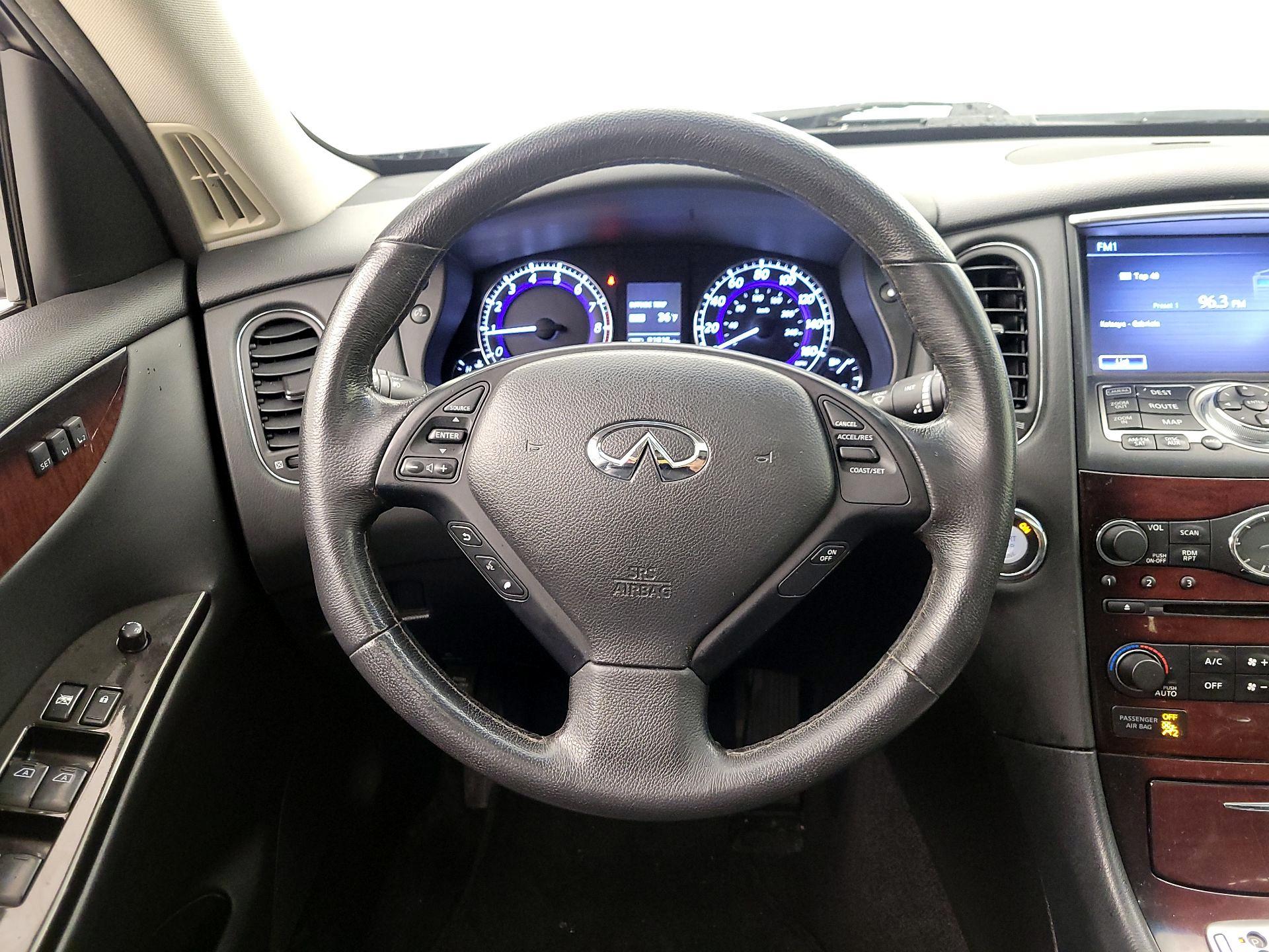 Thumbnail: 2017 INFINITI QX50 - 10