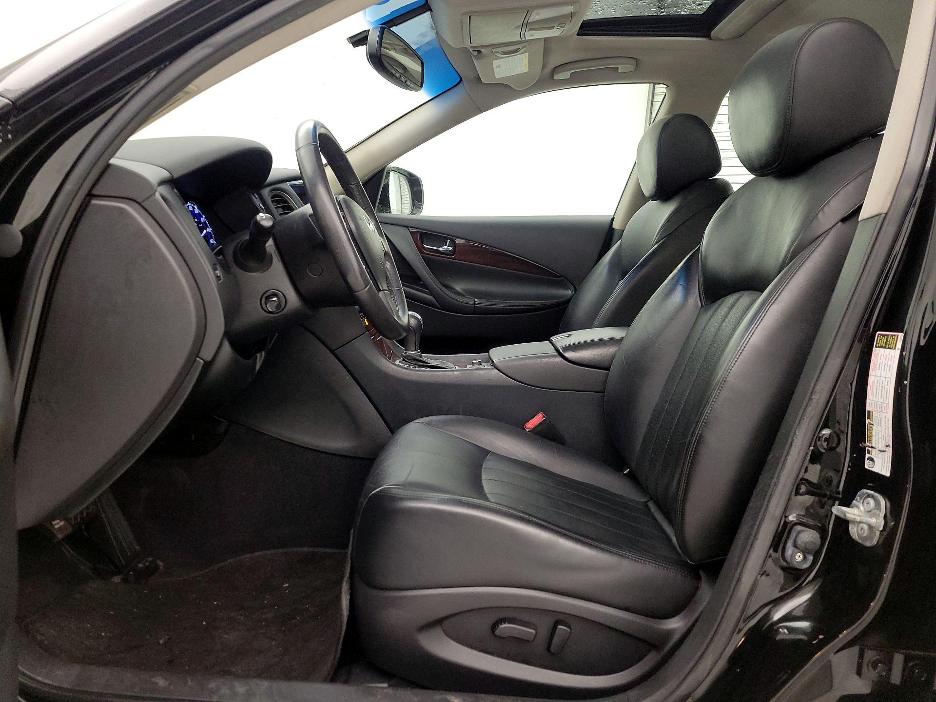 Thumbnail: 2017 INFINITI QX50 - 11