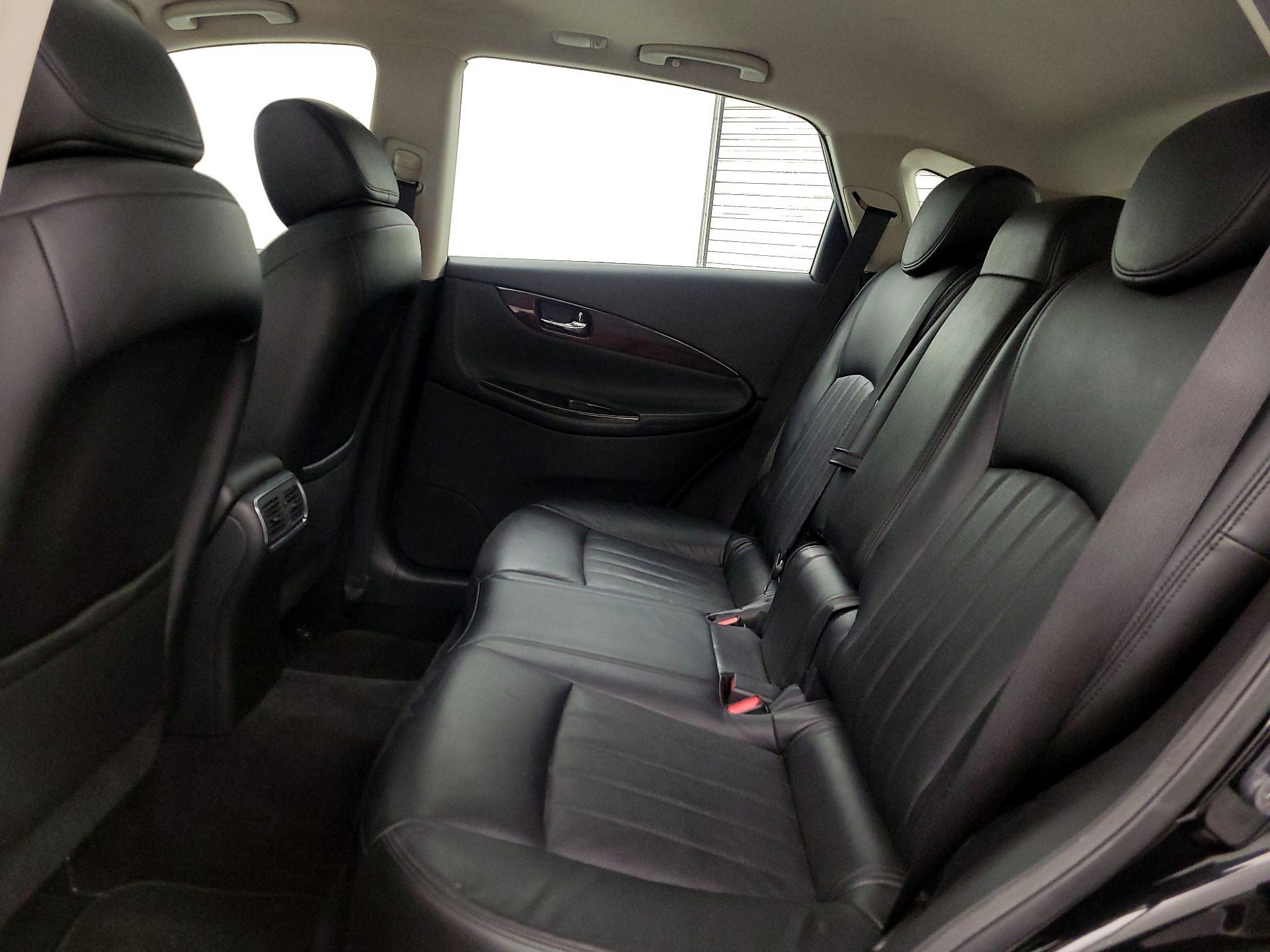 Thumbnail: 2017 INFINITI QX50 - 20