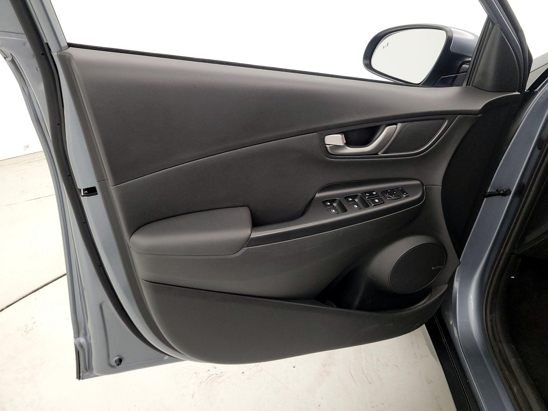 Thumbnail: 2019 Hyundai Kona - 12