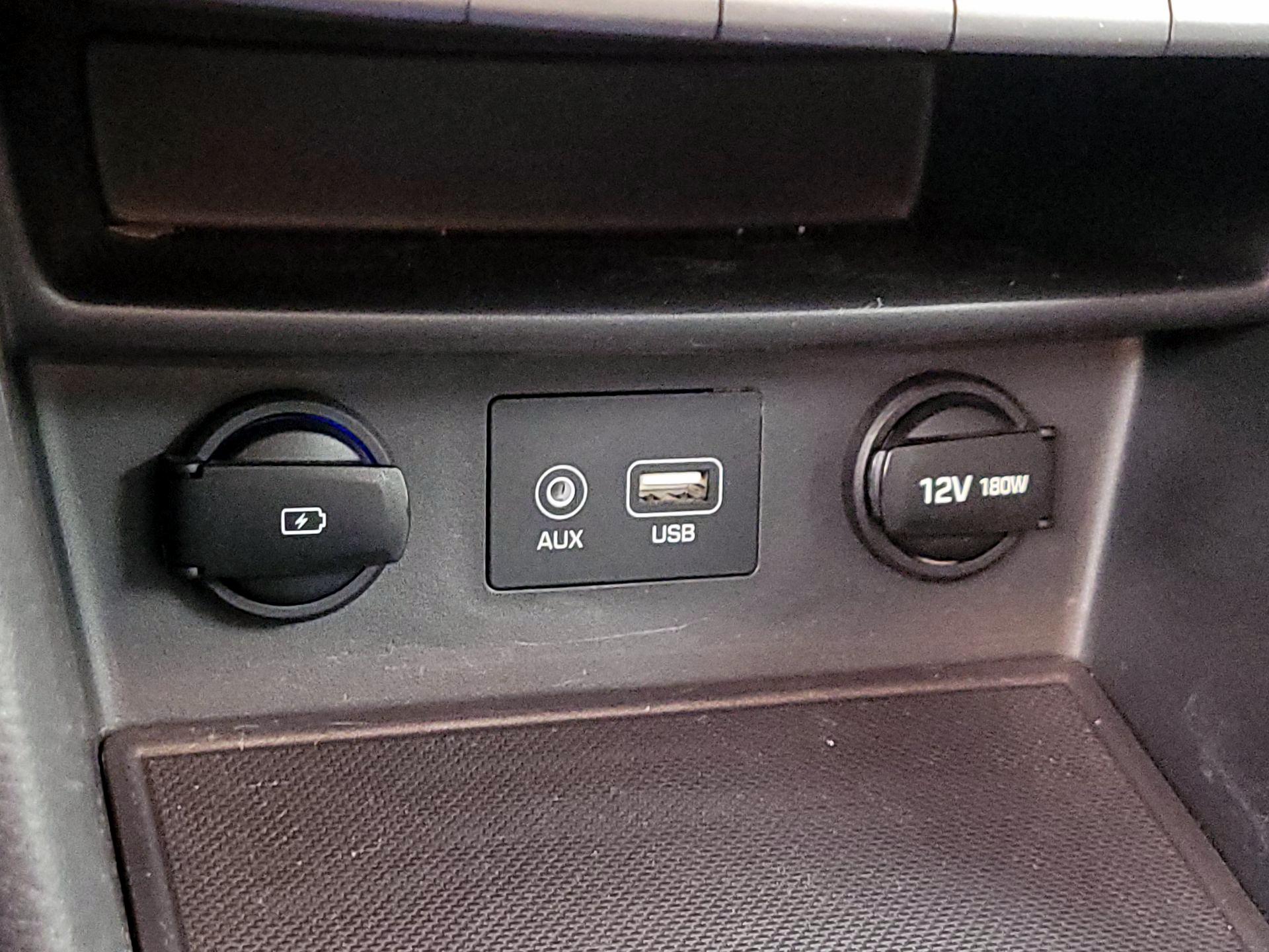 Thumbnail: 2019 Hyundai Kona - 18