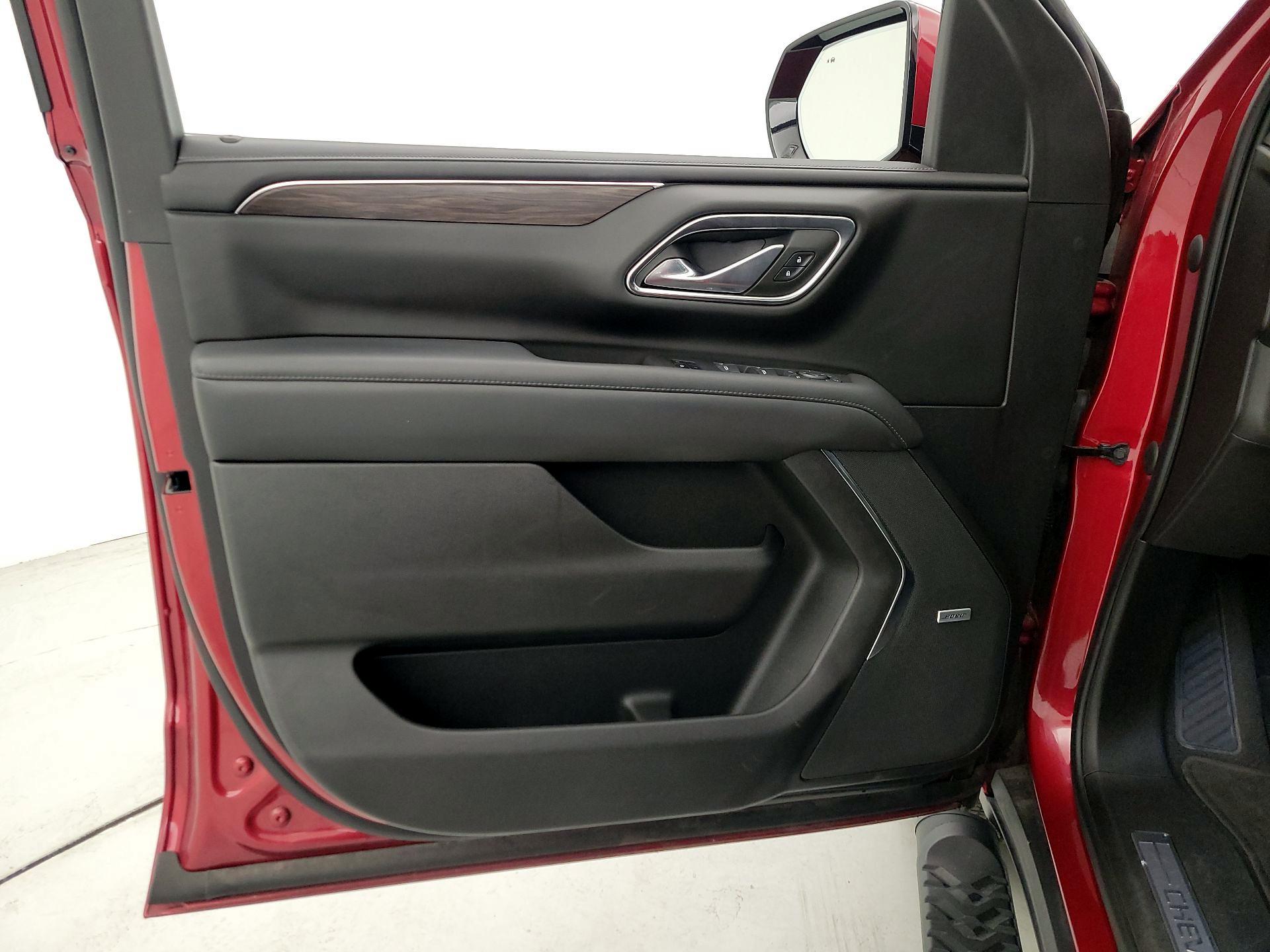 Thumbnail: 2023 Chevrolet Tahoe - 12