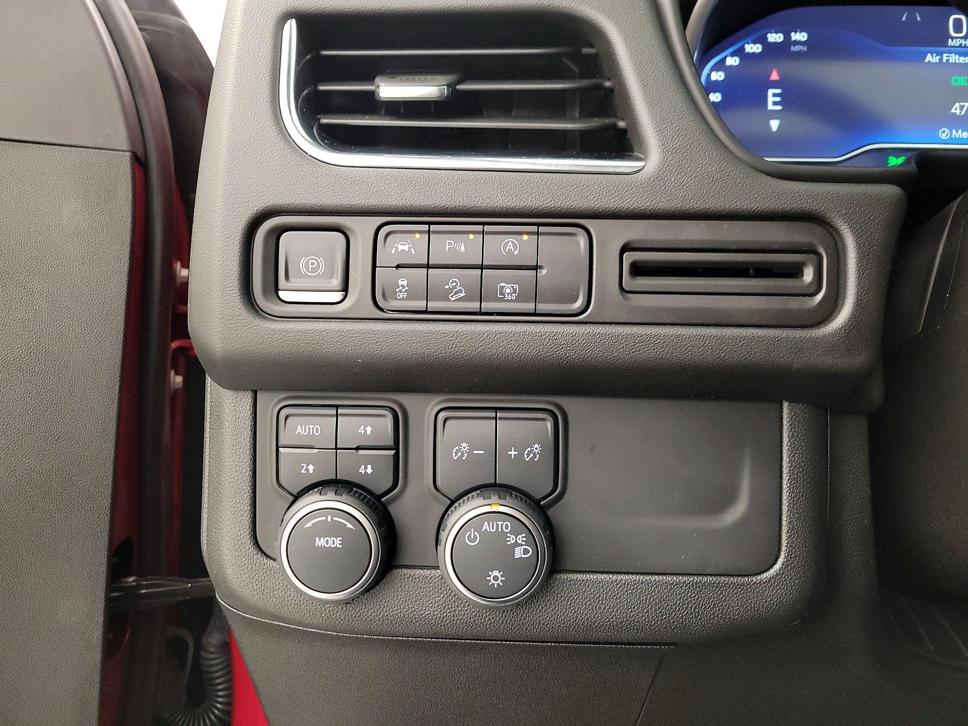 Thumbnail: 2023 Chevrolet Tahoe - 13