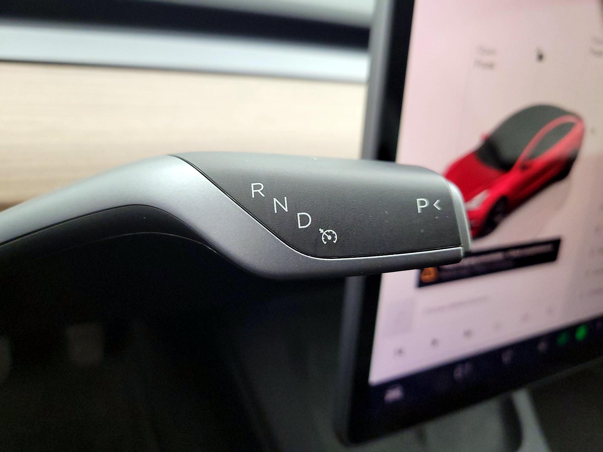 Thumbnail: 2023 Tesla Model 3 - 17