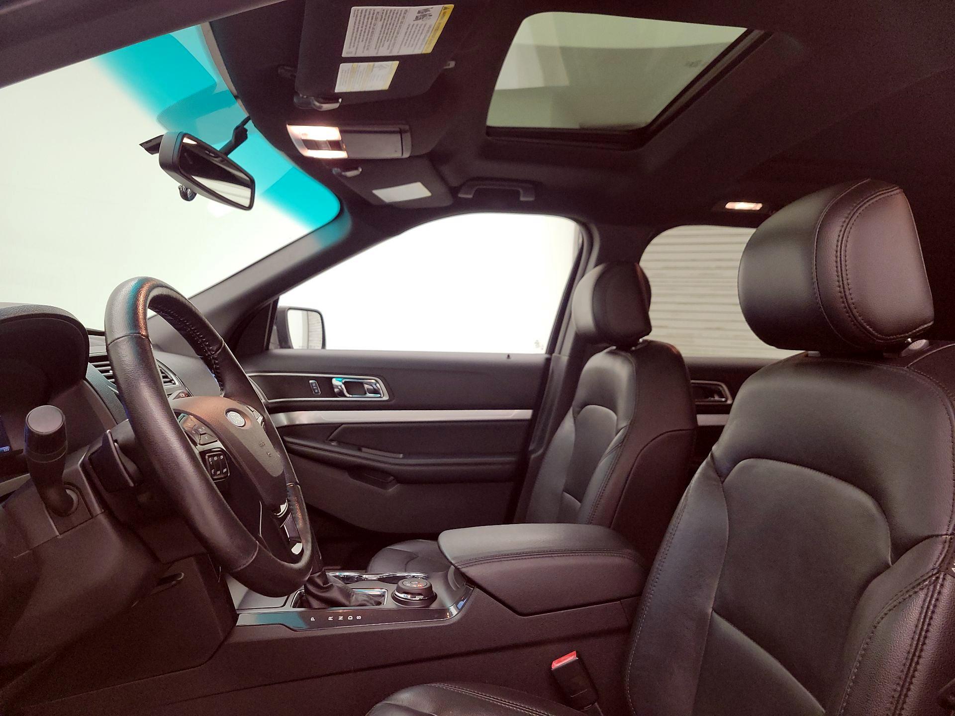 Thumbnail: 2017 Ford Explorer - 20