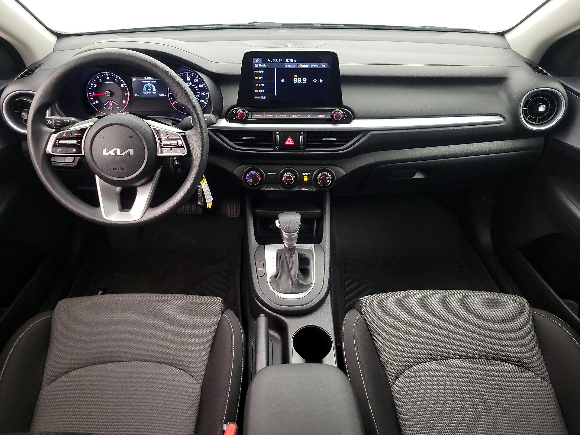 Thumbnail: 2024 Kia Forte - 9