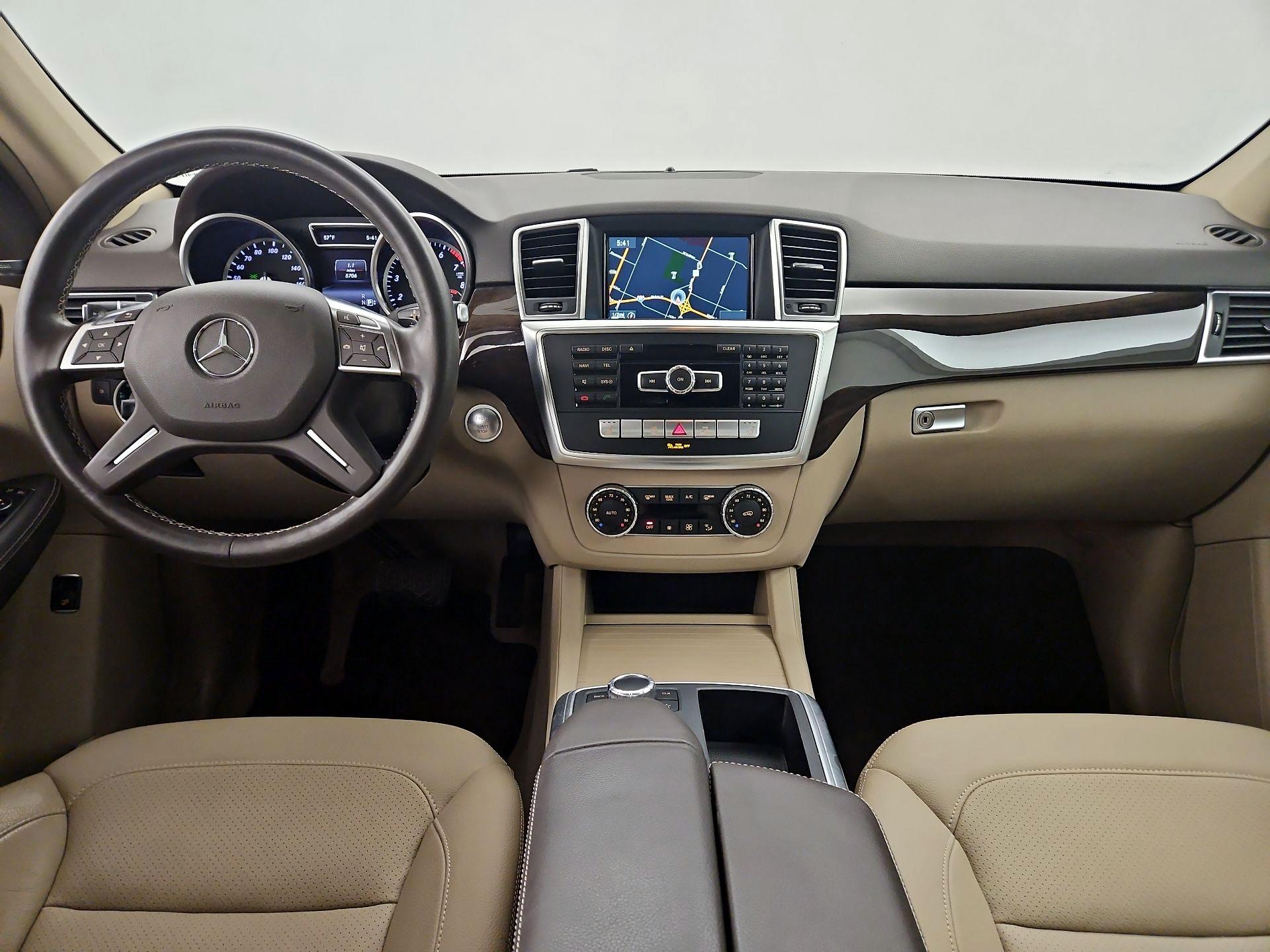 Thumbnail: 2015 Mercedes-Benz M-Class - 9