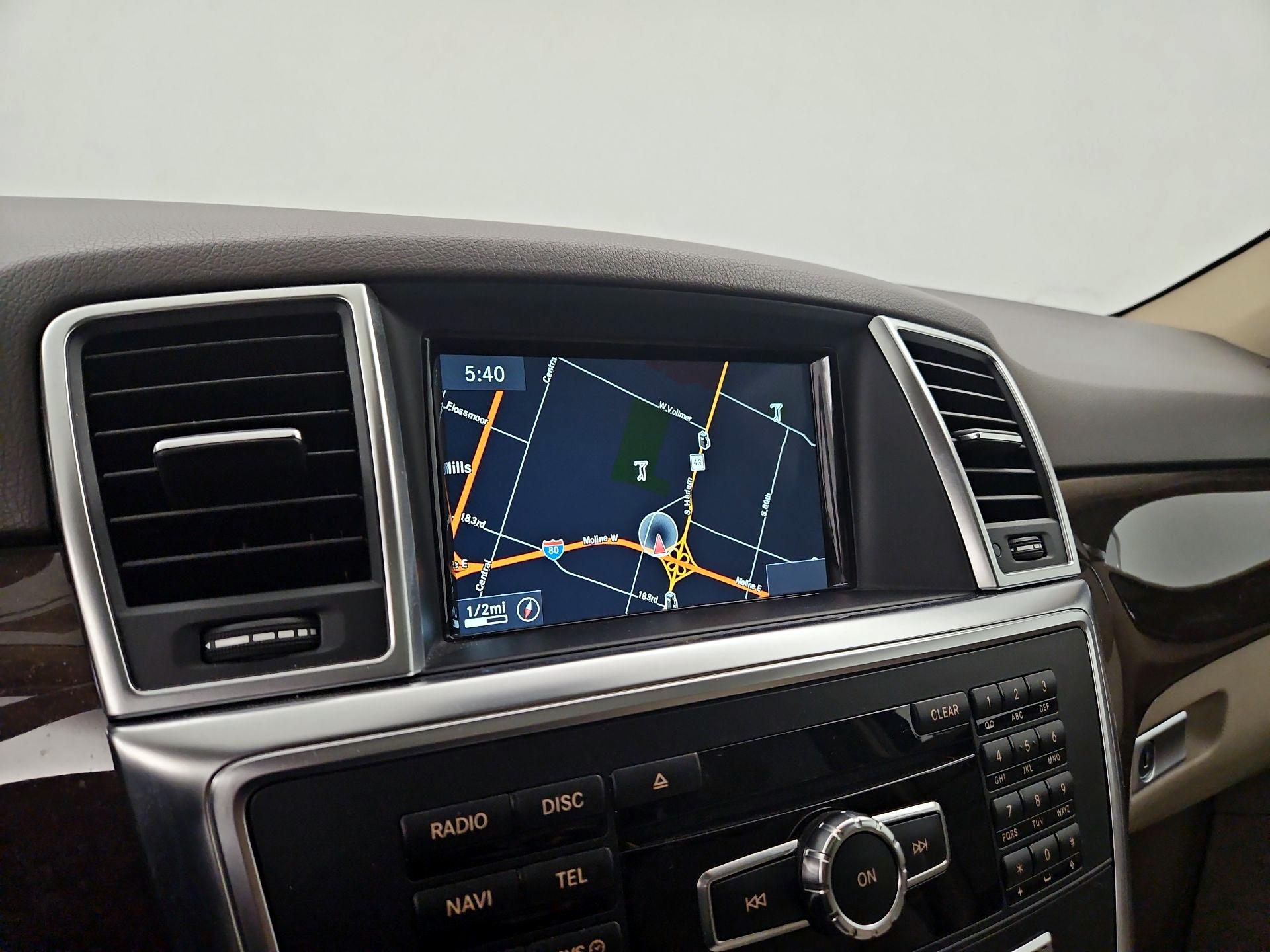 Thumbnail: 2015 Mercedes-Benz M-Class - 14