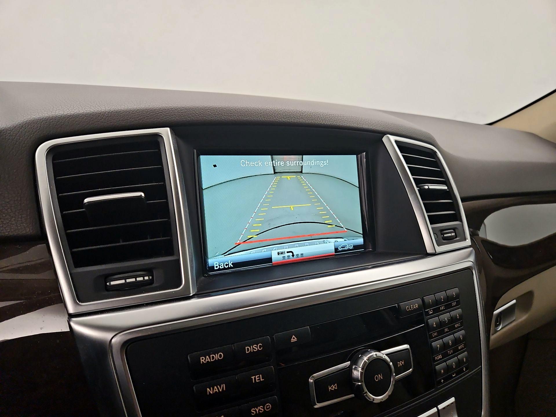 Thumbnail: 2015 Mercedes-Benz M-Class - 15