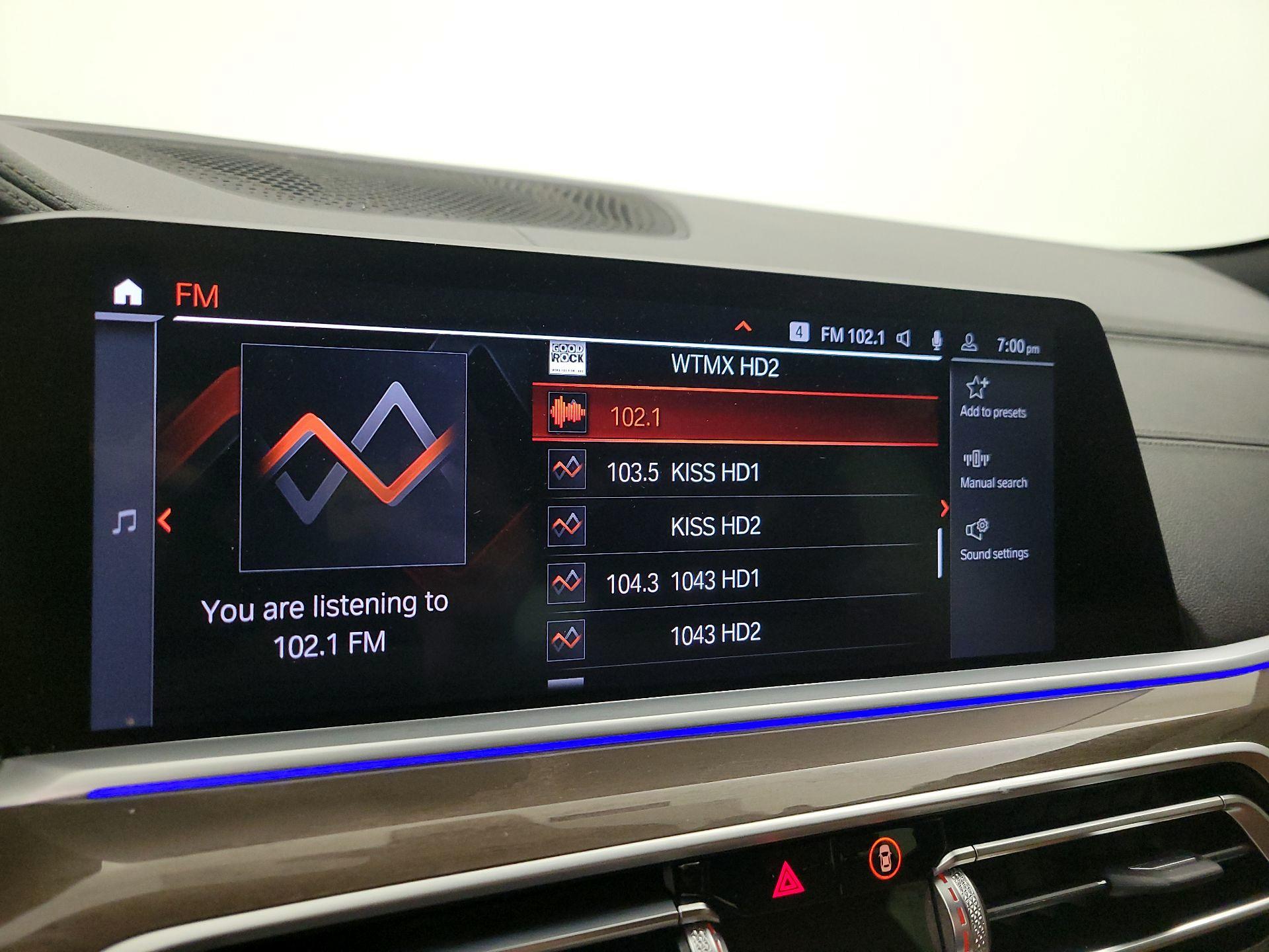 Thumbnail: 2022 BMW X6 - 16