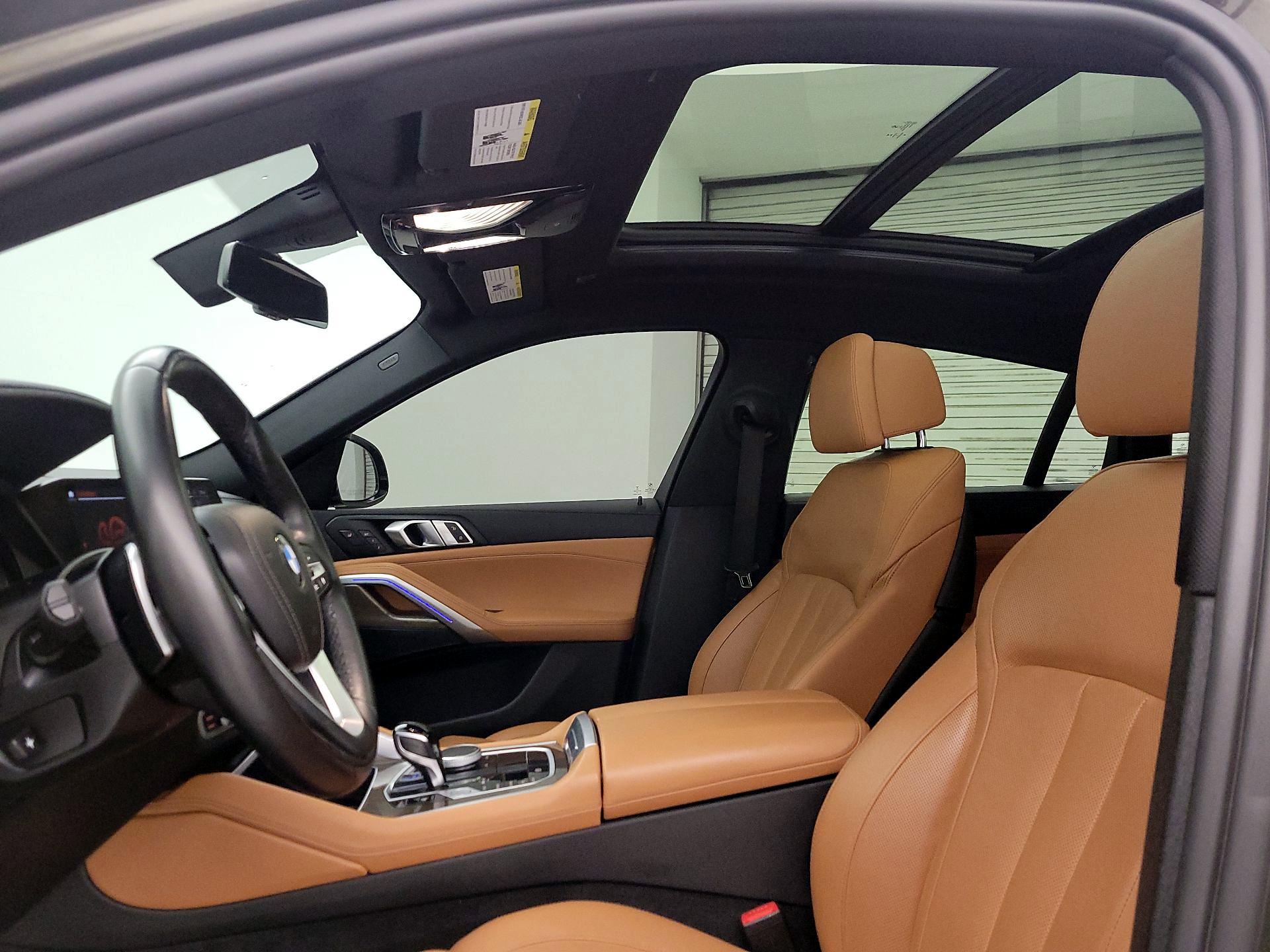 Thumbnail: 2022 BMW X6 - 20