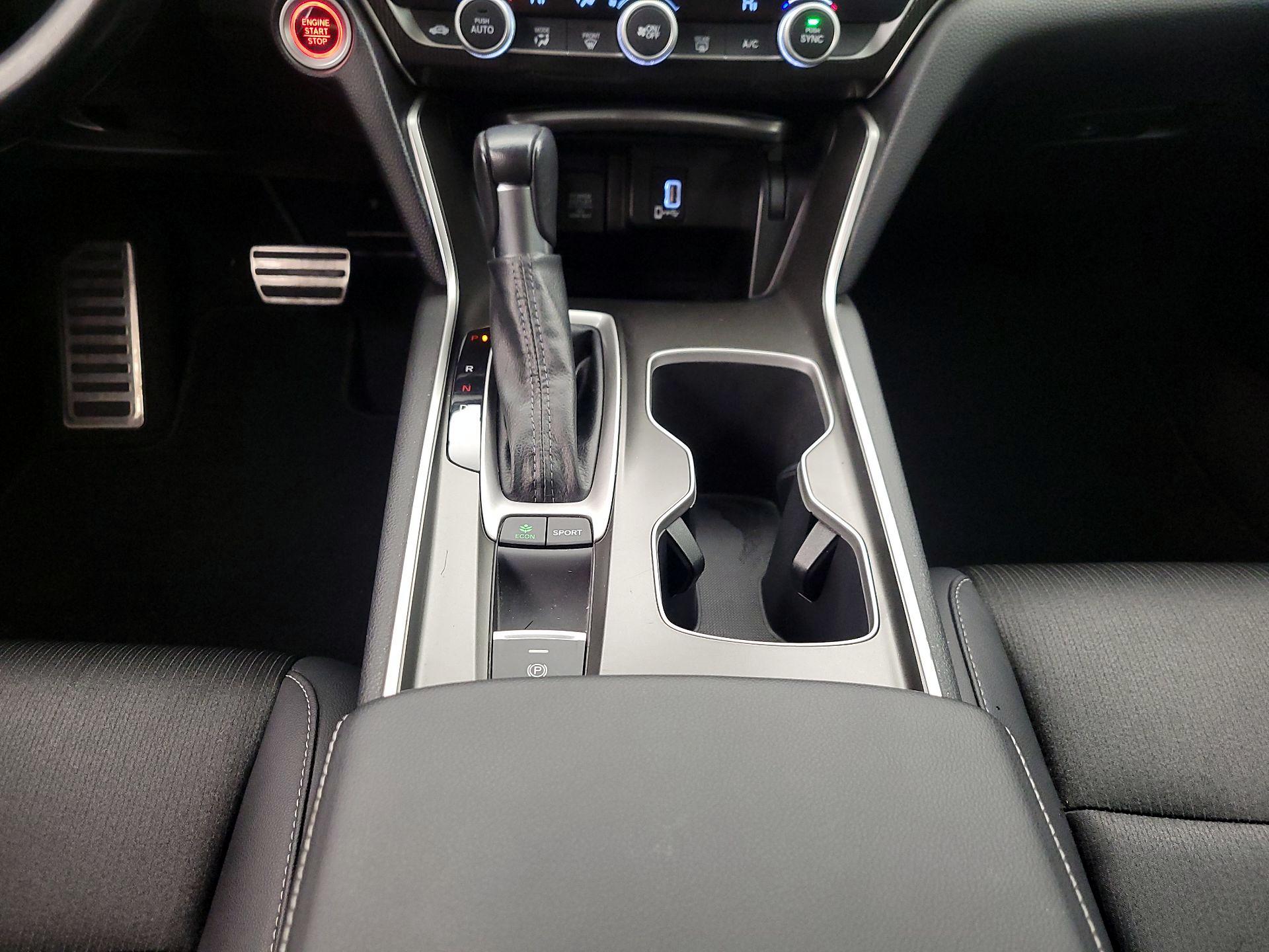 Thumbnail: 2020 Honda Accord - 17