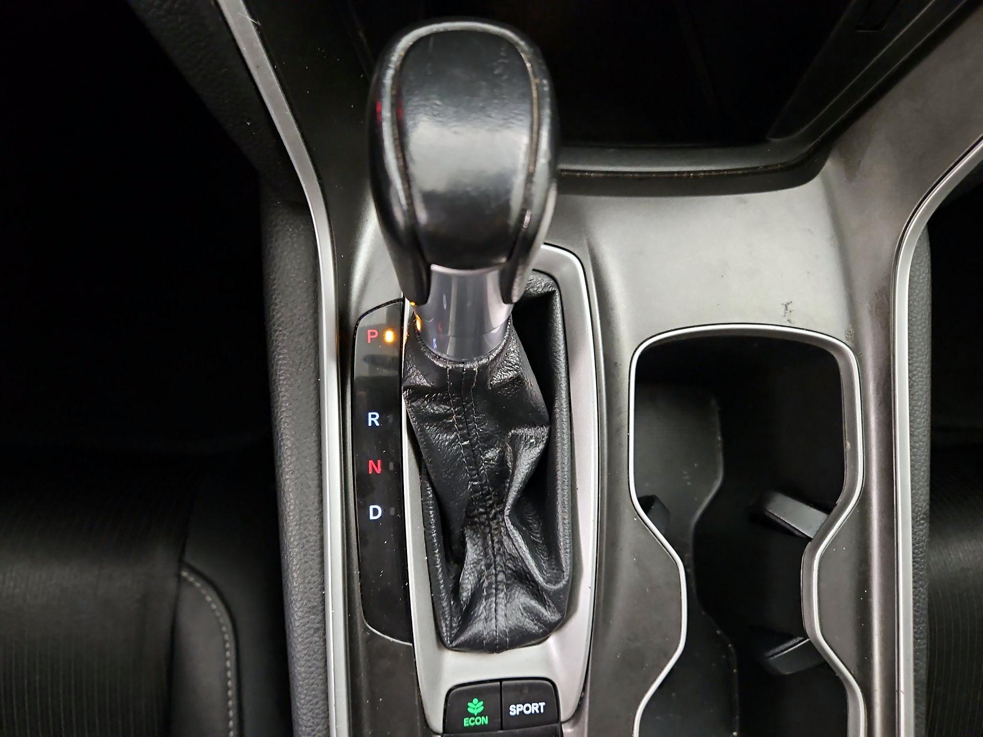 Thumbnail: 2019 Honda Accord - 17