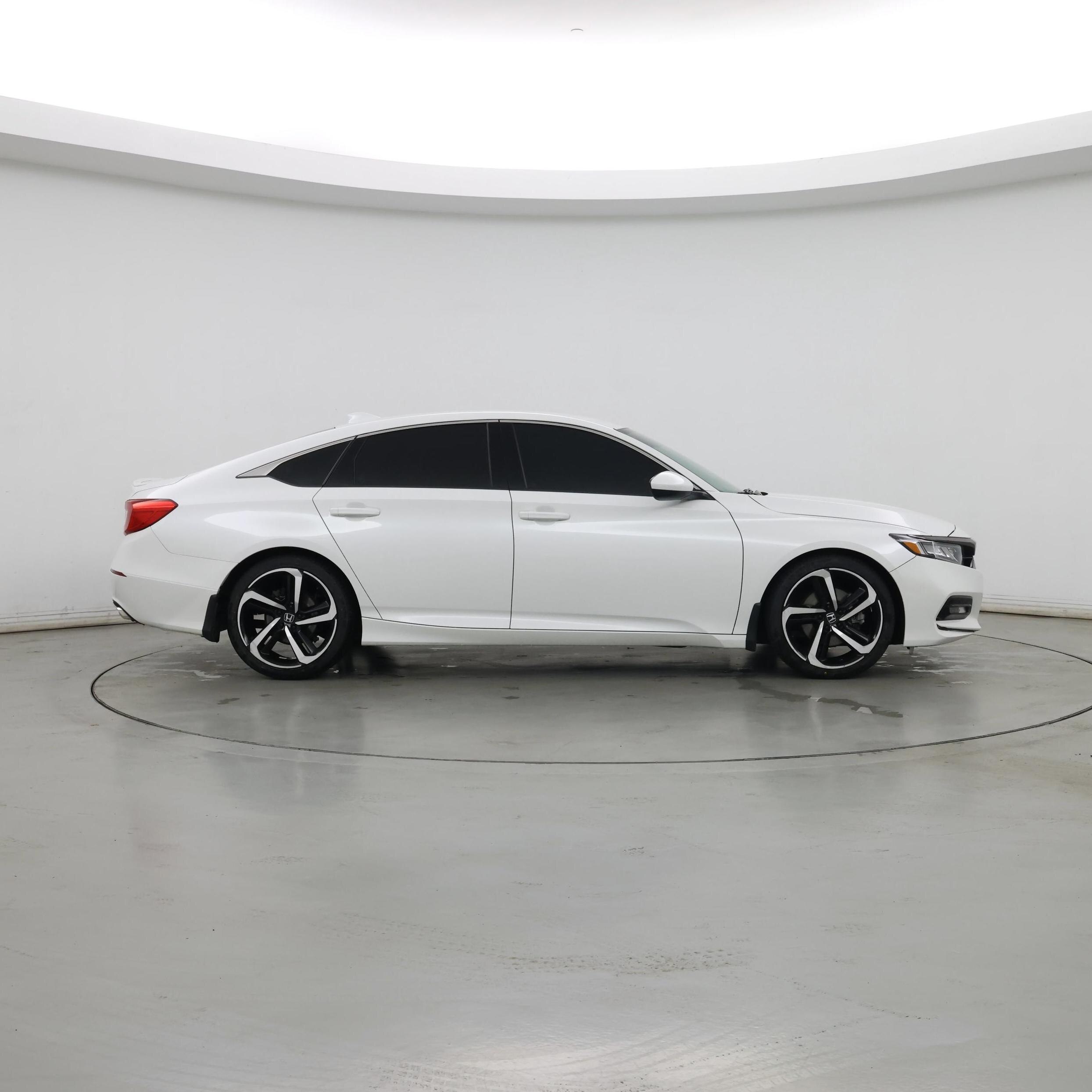 Thumbnail: 2019 Honda Accord - 7