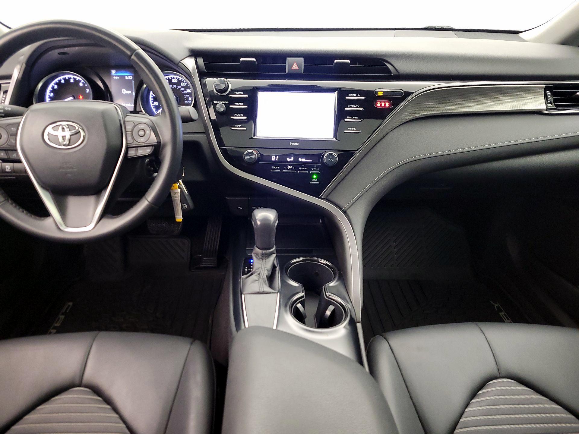 Thumbnail: 2020 Toyota Camry - 17