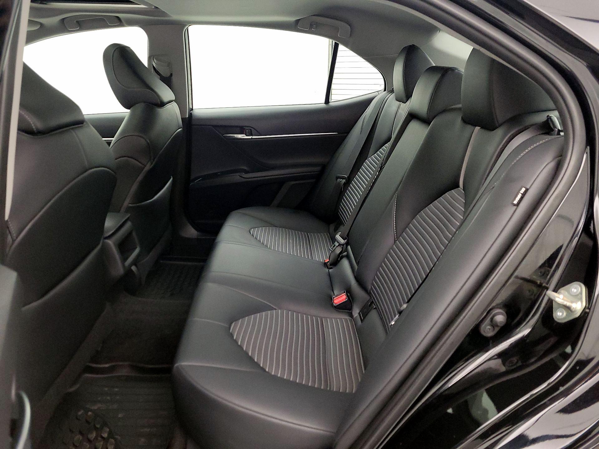 Thumbnail: 2020 Toyota Camry - 20