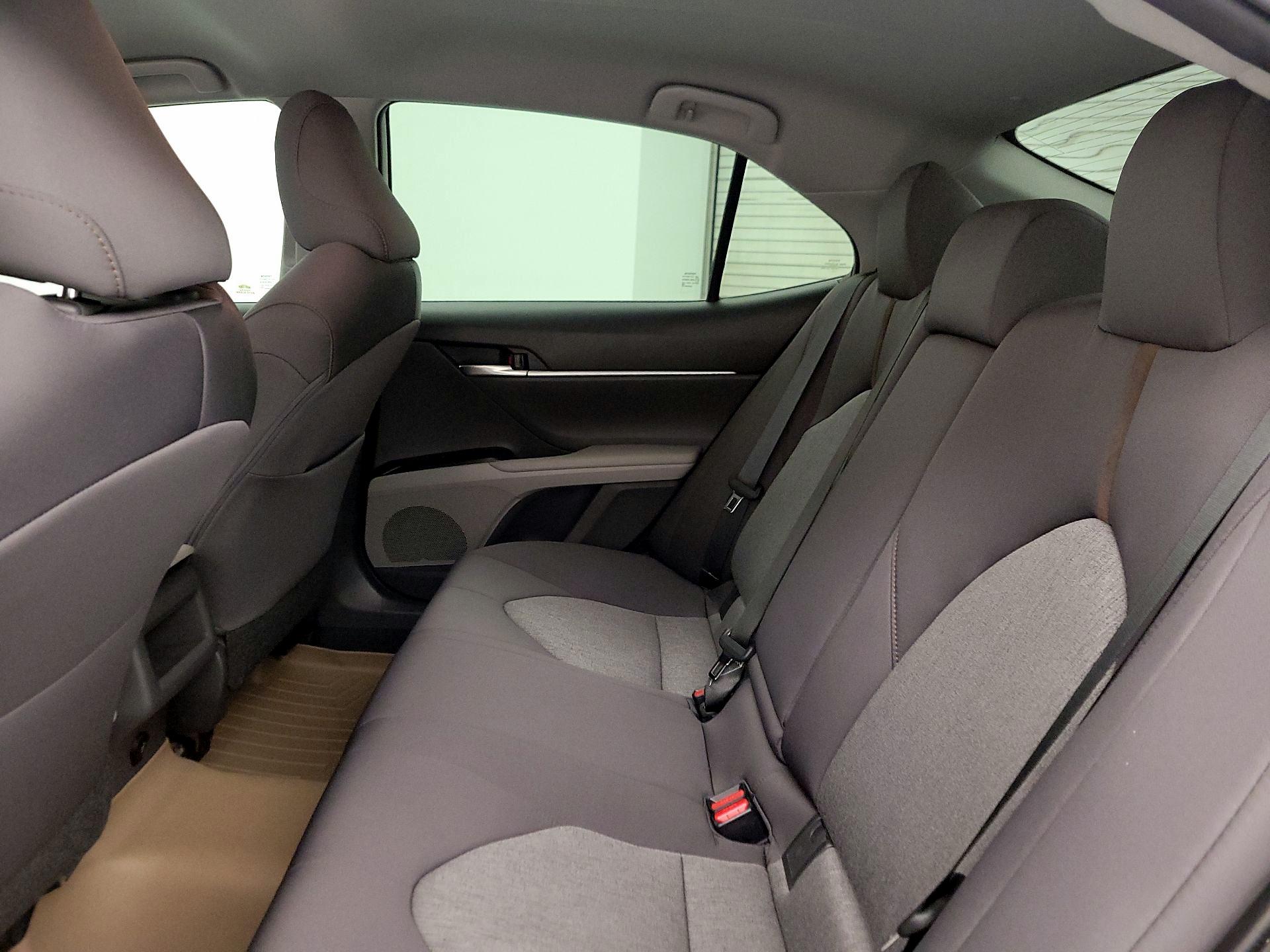 Thumbnail: 2018 Toyota Camry - 19