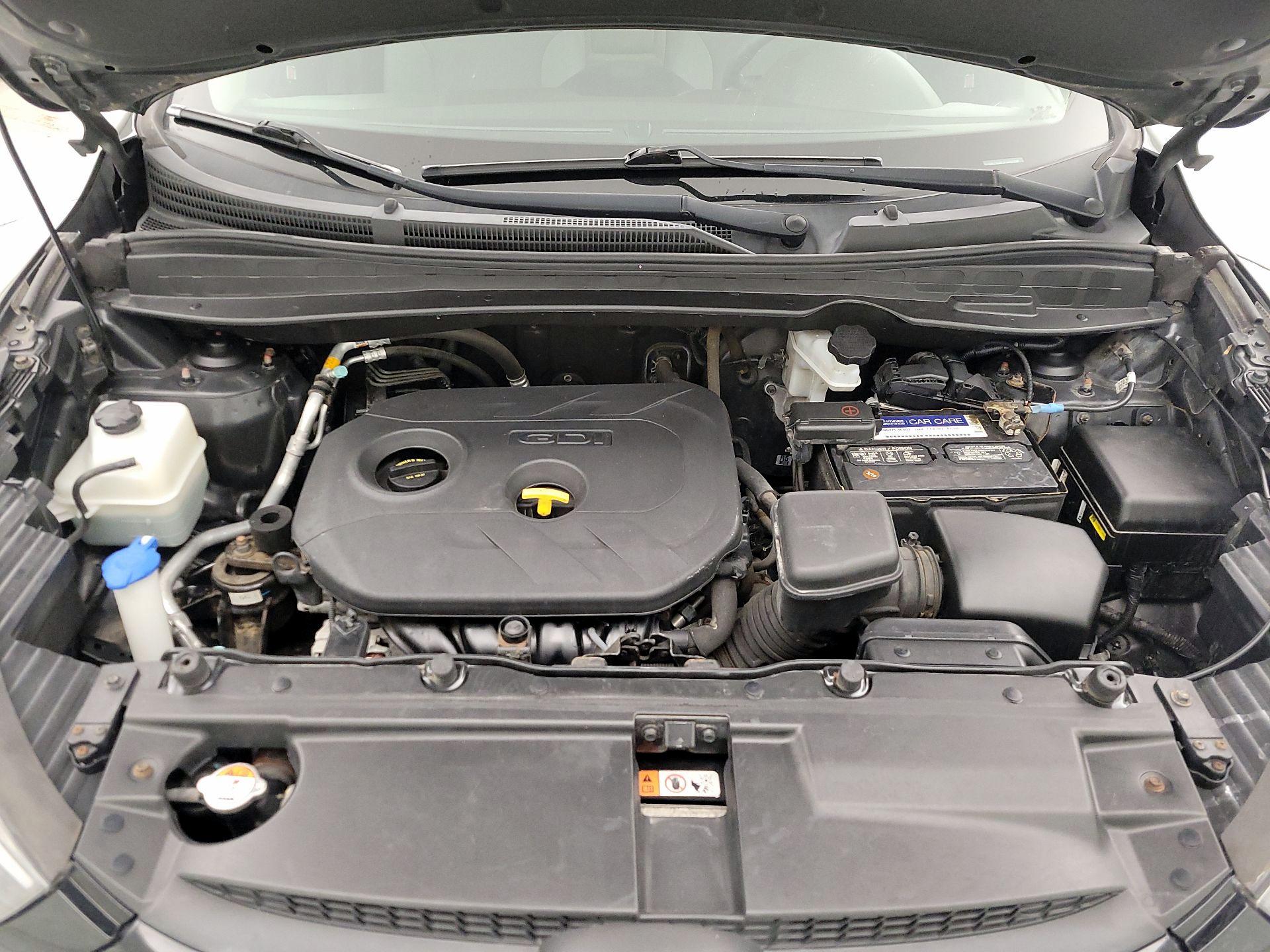 Thumbnail: 2015 Hyundai Tucson - 20