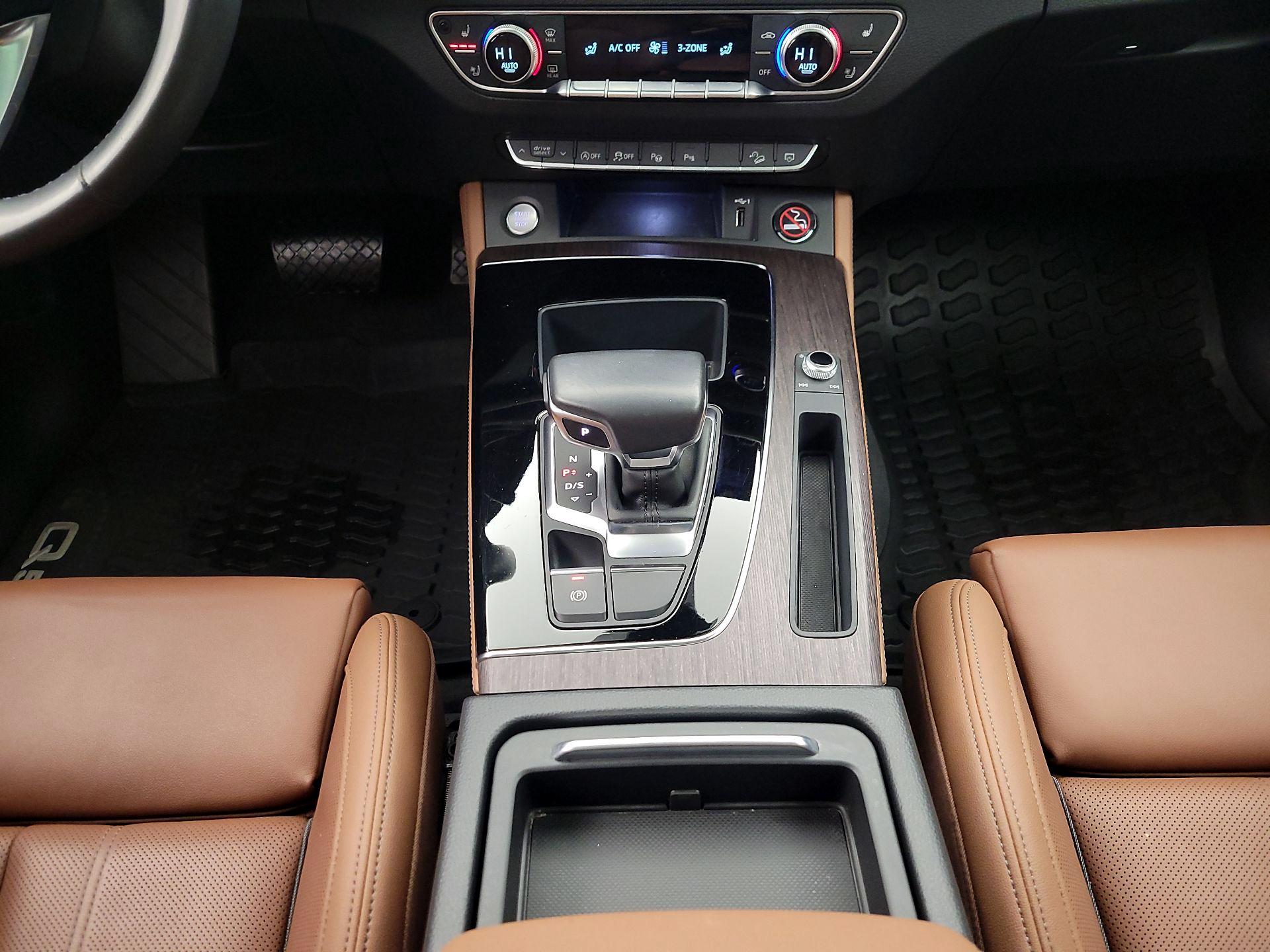 Thumbnail: 2022 Audi Q5 - 18