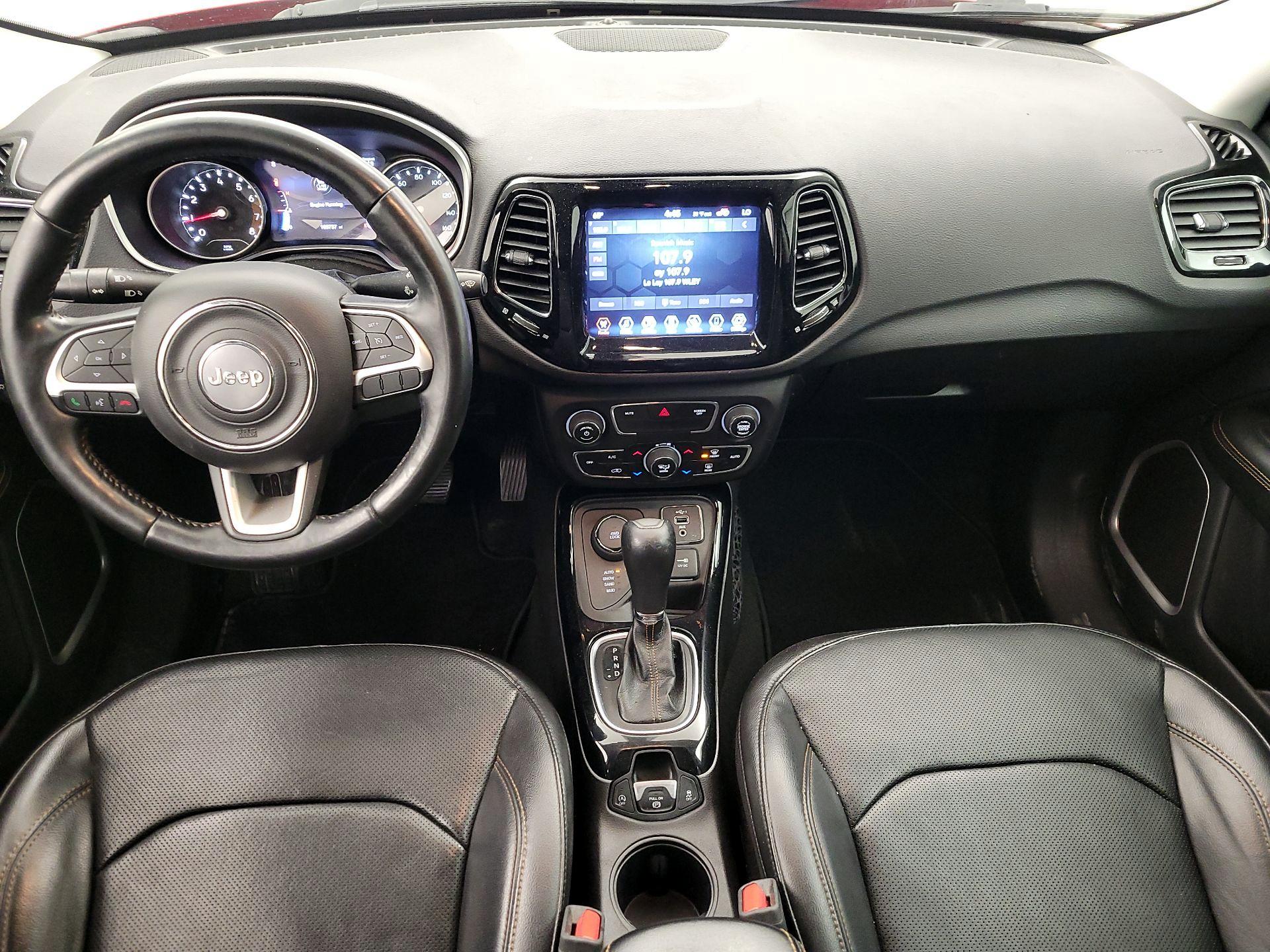 Thumbnail: 2020 Jeep Compass - 9