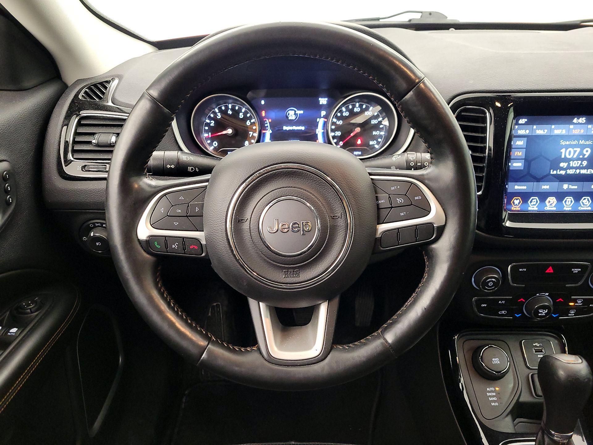 Thumbnail: 2020 Jeep Compass - 10