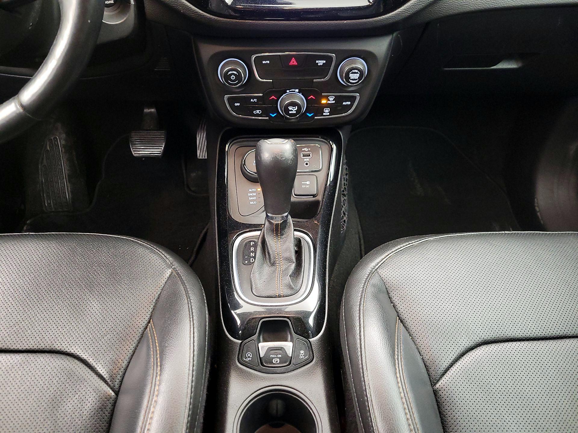 Thumbnail: 2020 Jeep Compass - 17