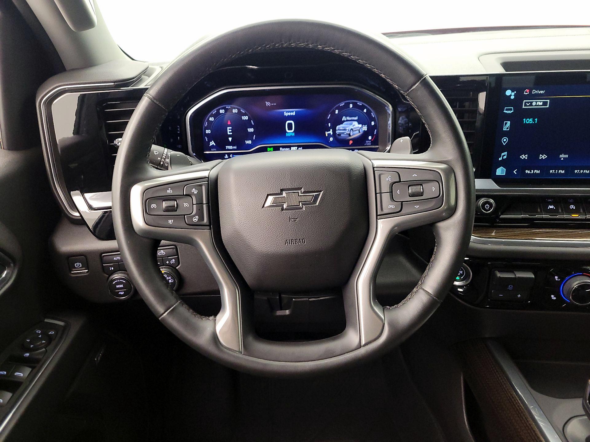 Thumbnail: 2023 Chevrolet Silverado 1500 - 10