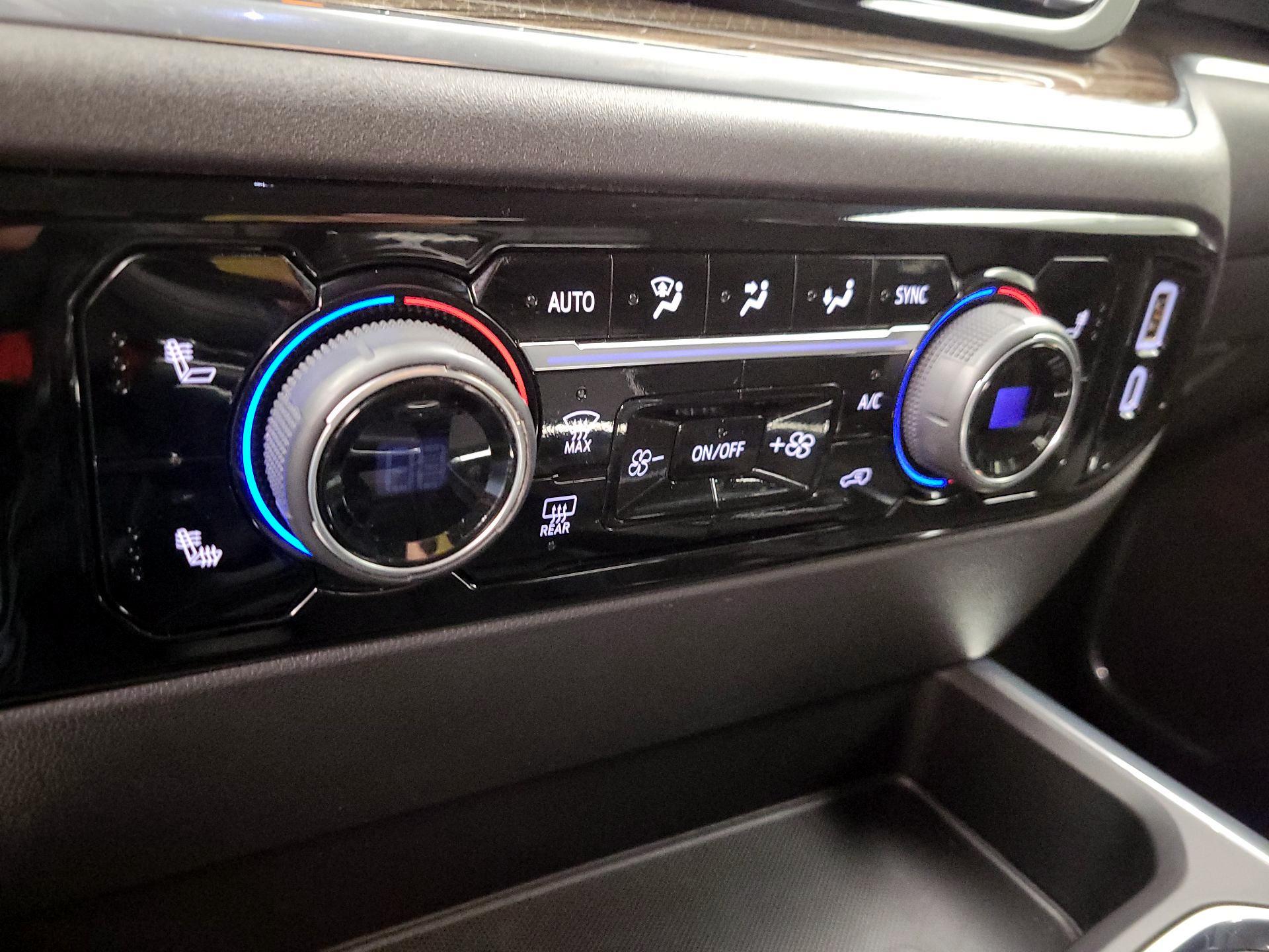 Thumbnail: 2023 Chevrolet Silverado 1500 - 16