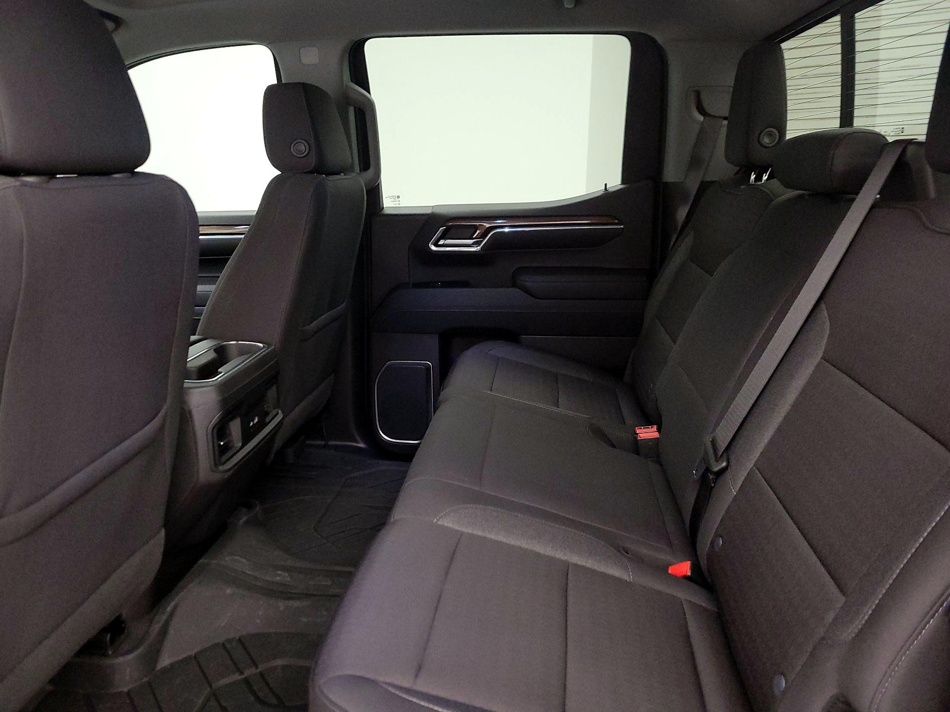 Thumbnail: 2023 Chevrolet Silverado 1500 - 19