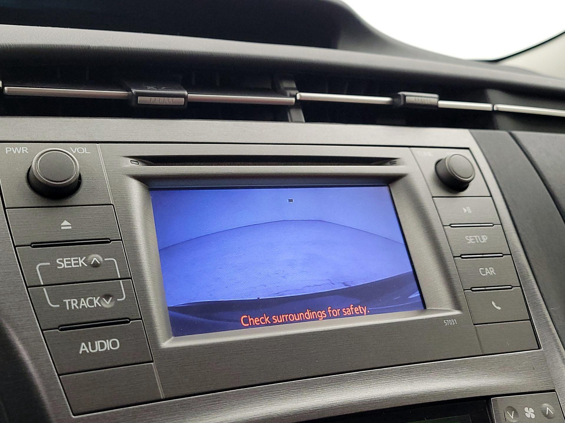 Thumbnail: 2015 Toyota Prius - 14