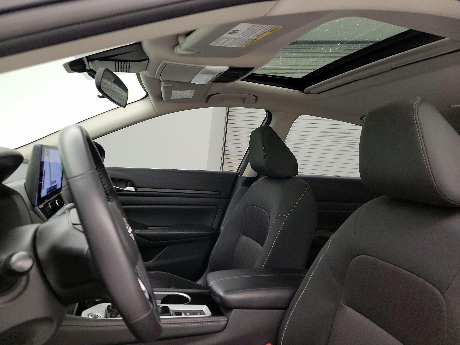 Thumbnail: 2024 Nissan Altima - 20