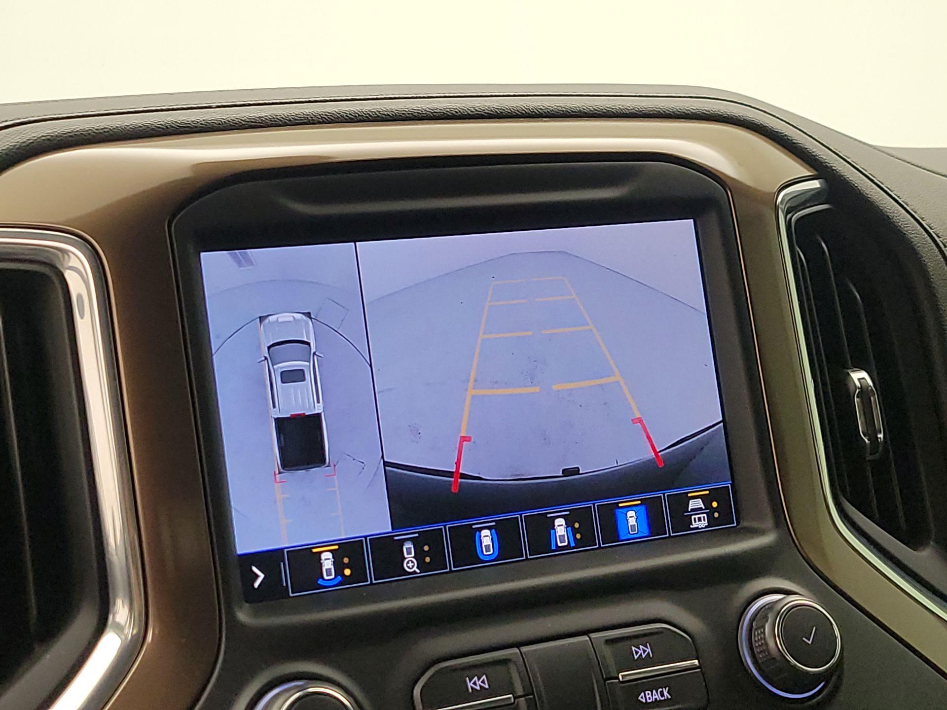 Thumbnail: 2020 Chevrolet Silverado 1500 - 15