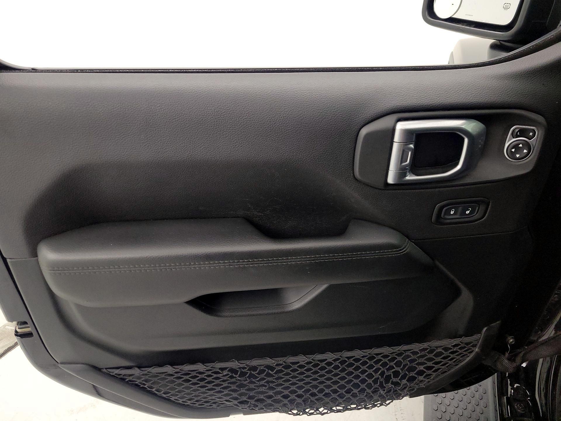 Thumbnail: 2021 Jeep Wrangler - 12