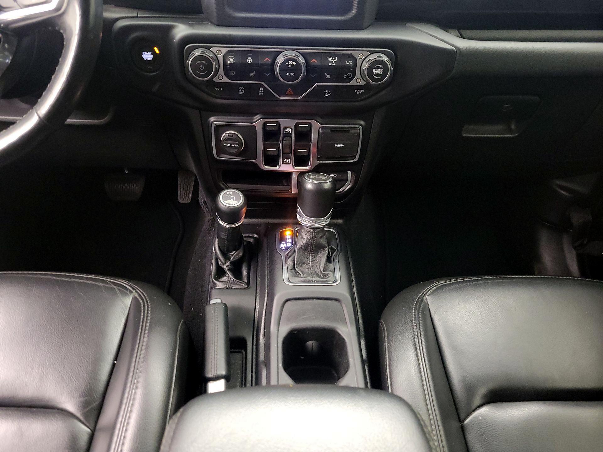 Thumbnail: 2021 Jeep Wrangler - 17