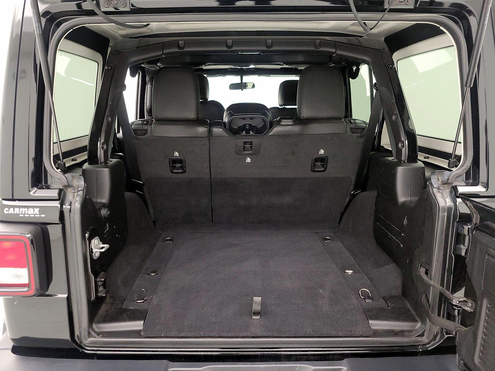 Thumbnail: 2021 Jeep Wrangler - 20