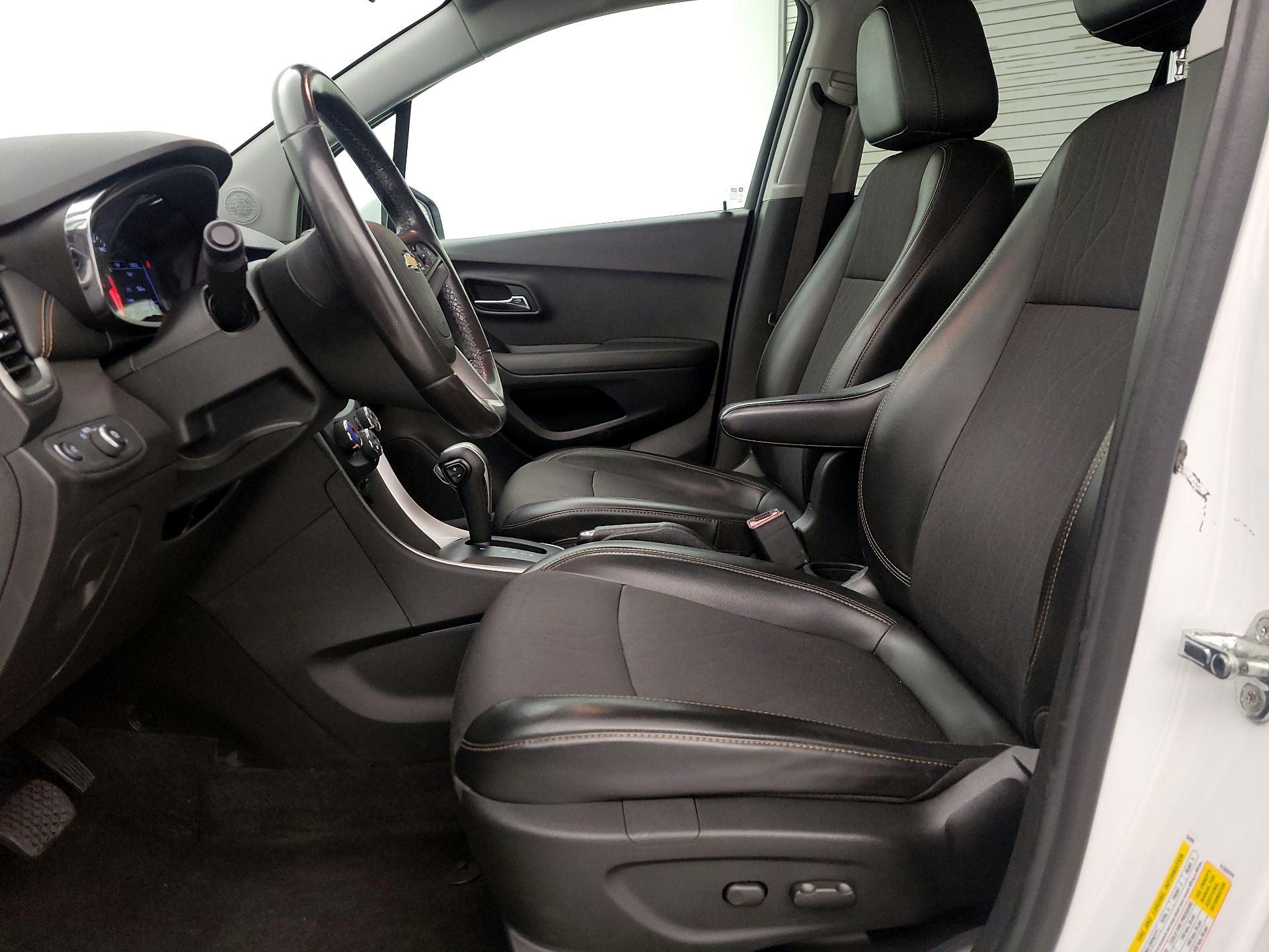 Thumbnail: 2019 Chevrolet Trax - 11